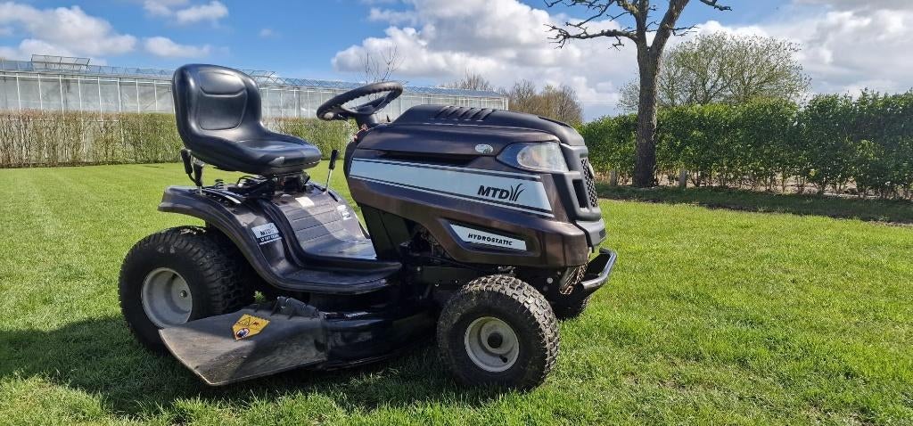 Zitmaaier MTD Bronze - Kawasaki V-twin - Top onderhouden!, Tuin en Terras, Zitmaaiers, Ophalen, Gebruikt, MTD, Versnellingen