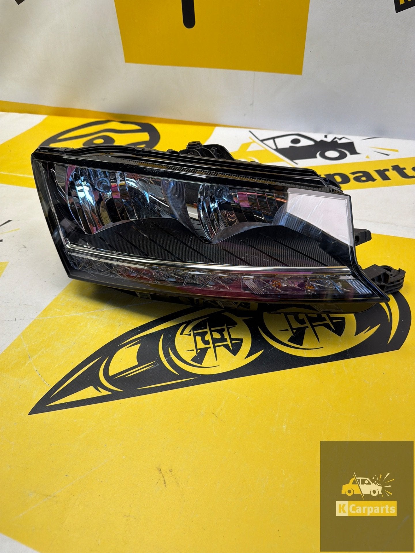 Koplamp Skoda fabia 3 origineel koplamp rechts 6v1941016D