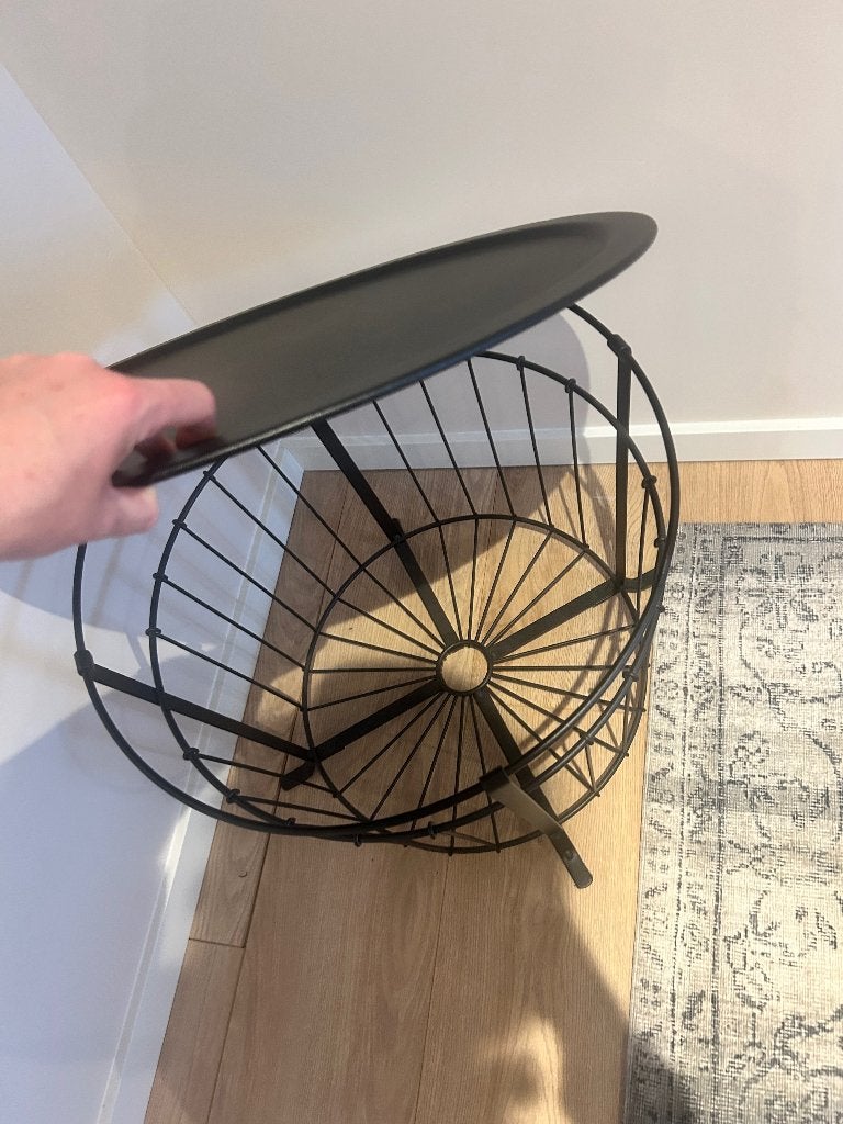 IKEA GUALÖV bijzettafel/salontafel van zwart metaal, Kunststof, Rond, 55 tot 75 cm, Zo goed als nieuw