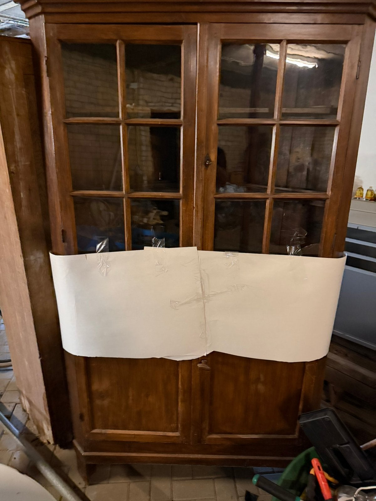 hoekkast gratis af te halen tot vrijdag 31 jul, Huis en Inrichting, Kasten | Vitrinekasten, Ophalen, 50 tot 100 cm, Zo goed als nieuw