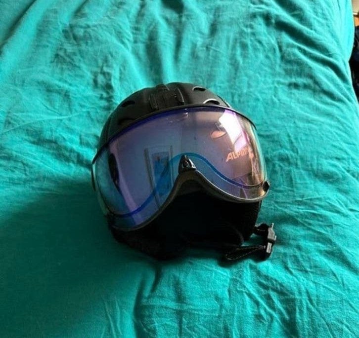 Alpina skihelm met geintegreerde bril en afneembare oortjes, Ophalen of Verzenden, Gebruikt