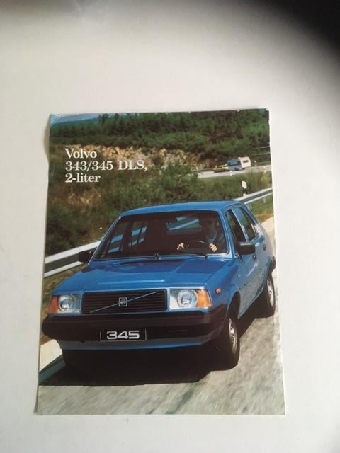 Autofolder/Brochure      Volvo     343 / 345  2-liter     NL, Ophalen of Verzenden, Zo goed als nieuw, Volvo