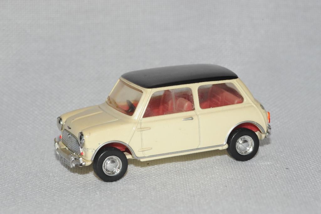 Dinky Toy Austin mini cooper S 1964 no DY21, Ophalen of Verzenden, Zo goed als nieuw, Auto, Dinky Toys