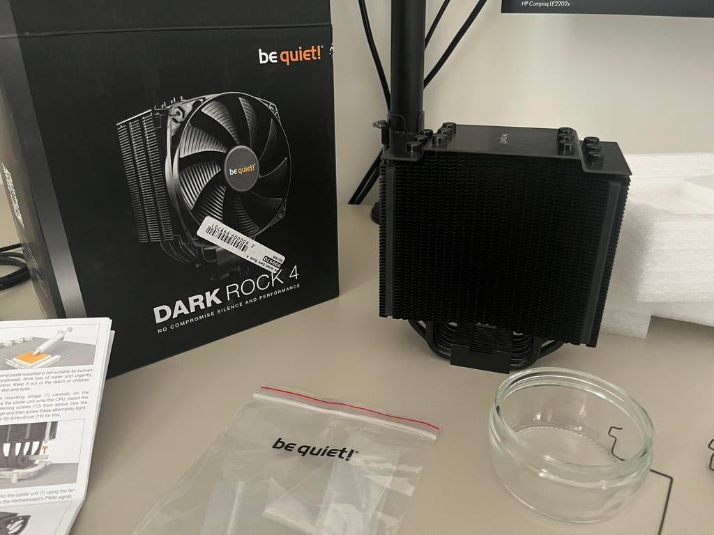 Be Quiet! Dark Rock 4 CPU Koeler met doos en toebehoren, Ophalen, Zo goed als nieuw, Luchtkoeling