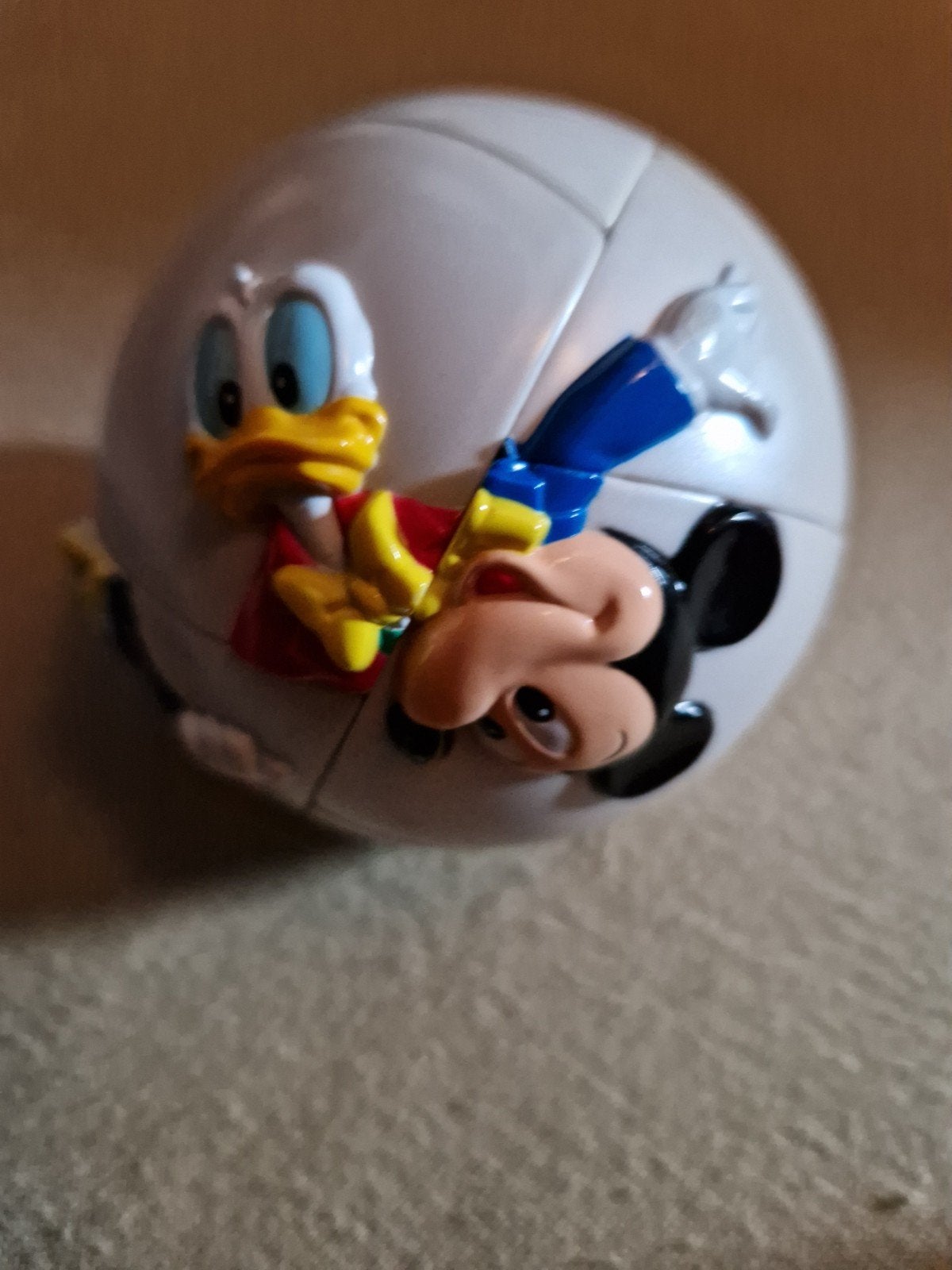 1993 mickey's challenge 3-D puzzel puzzle ball bal, Ophalen of Verzenden, Mickey Mouse