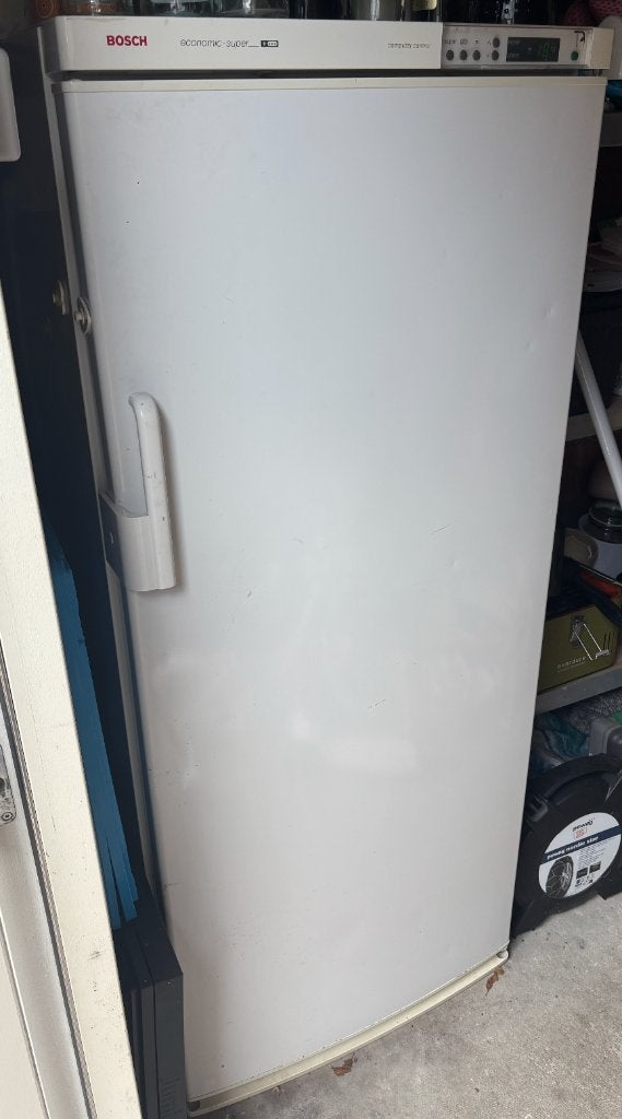 Vriezer Bosch, Gebruikt, 140 tot 160 cm, Ophalen, Vrieskast