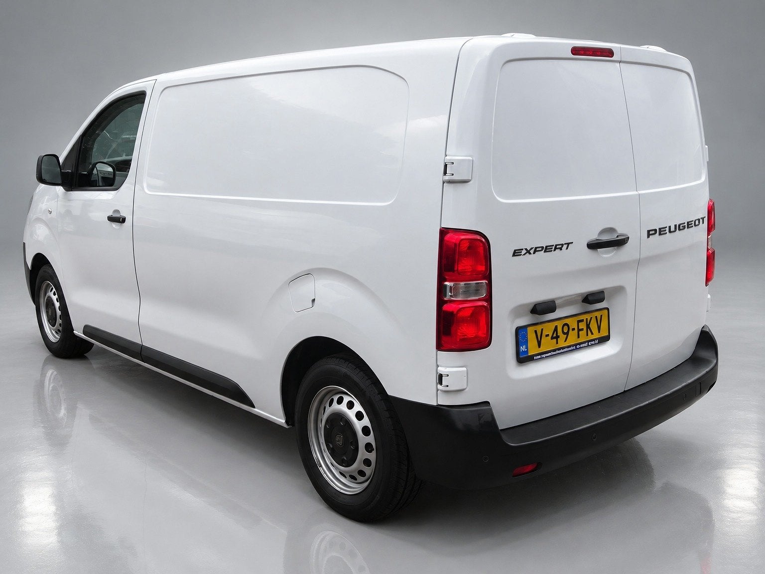Peugeot Expert 1.5 BlueHDi 120 S&S L2 NIEUW MODEL AIRCO CRUI, Auto's, Voorwielaandrijving, Dealer onderhouden, Gebruikt, 4 cilinders