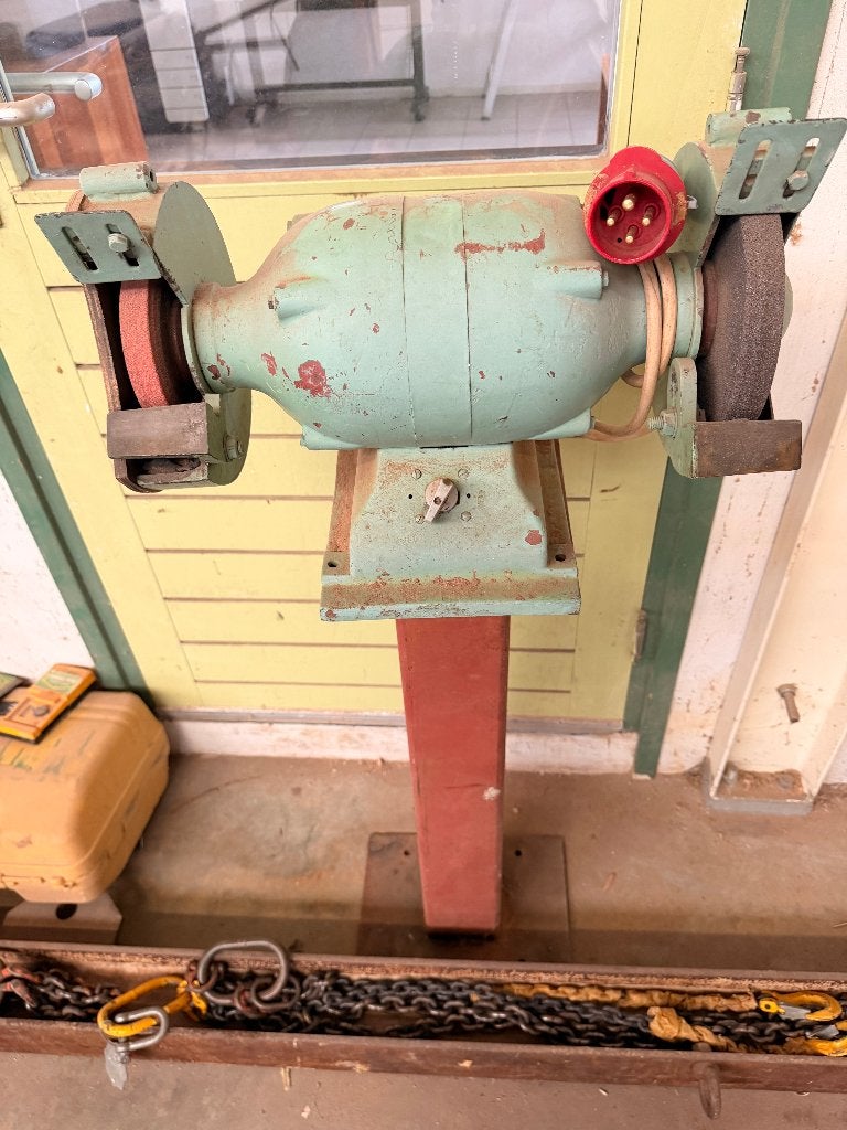Slijpmachine Lecro Motors, Ophalen, Gebruikt, Minder dan 700 watt, Werkbankslijpmachine