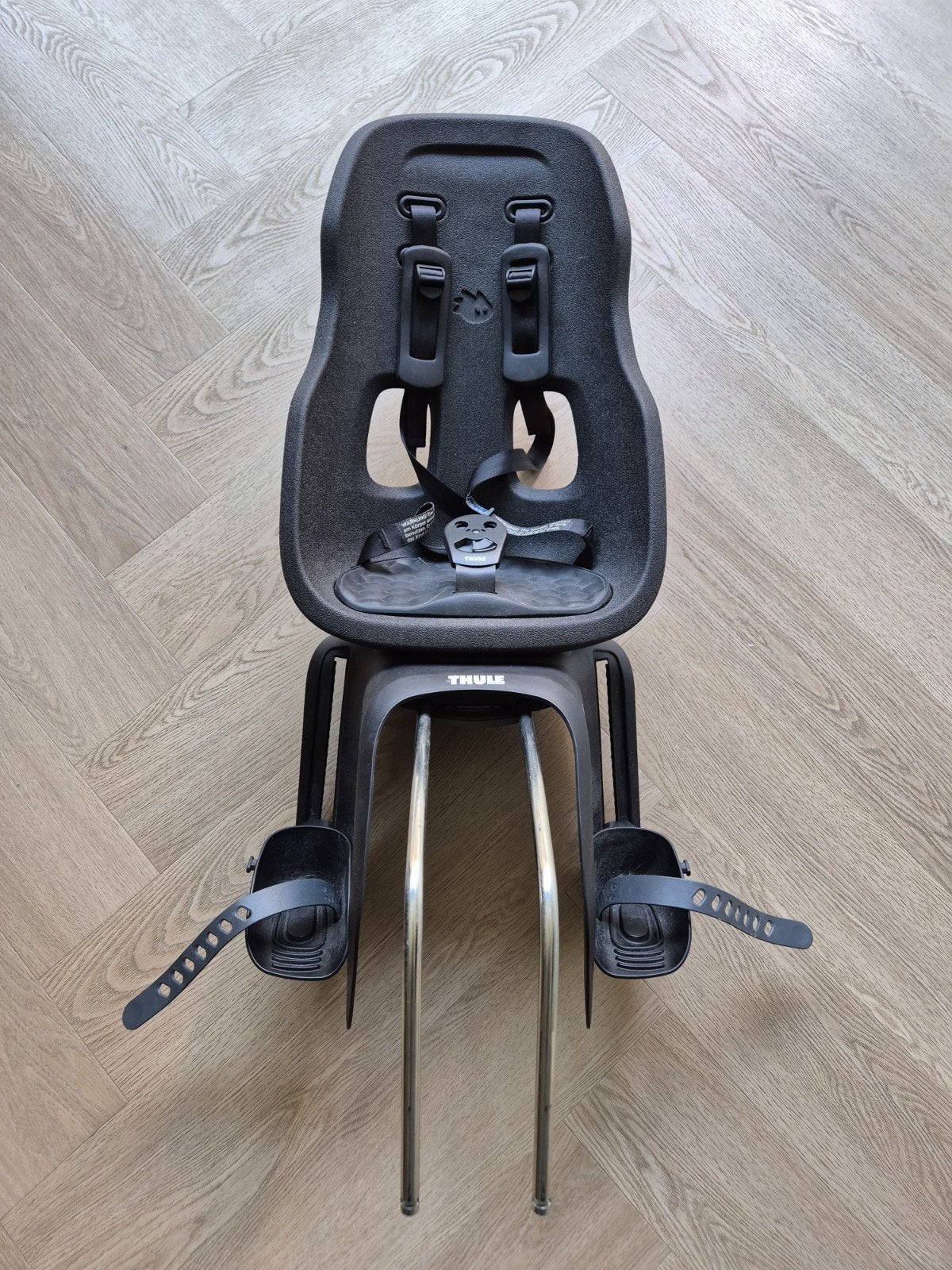 Thule Yepp Nexxt Maxi Achterzitje, Fietsen en Brommers, Ophalen, Achterzitje, Voetsteuntjes, Zo goed als nieuw