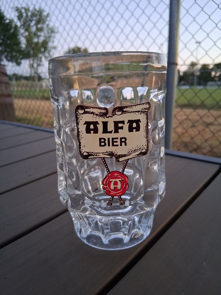 Vintage Alfa Bierpul 0,5L, Ophalen of Verzenden, Zo goed als nieuw, Pul(len), Overige merken
