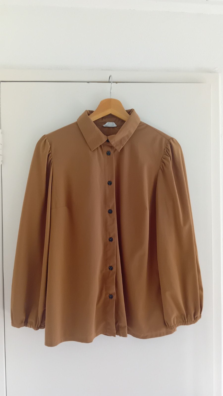 Jane Lushka travel blouse bruin M, Maat 38/40 (M), Bruin, Ophalen of Verzenden, Zo goed als nieuw