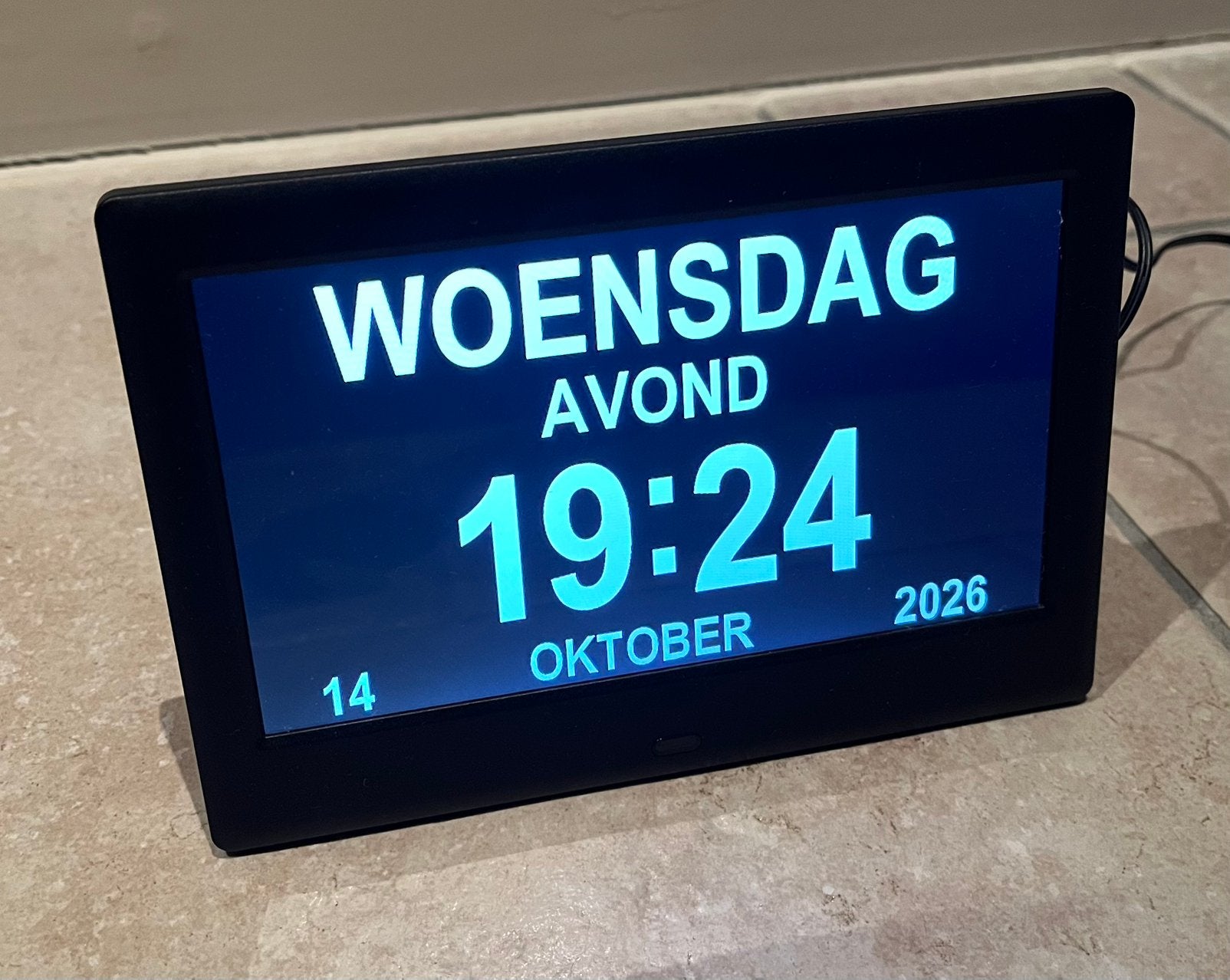 Digitale dementieklok / ouderen klok, Overige typen, Ophalen of Verzenden, Zo goed als nieuw, Digitaal