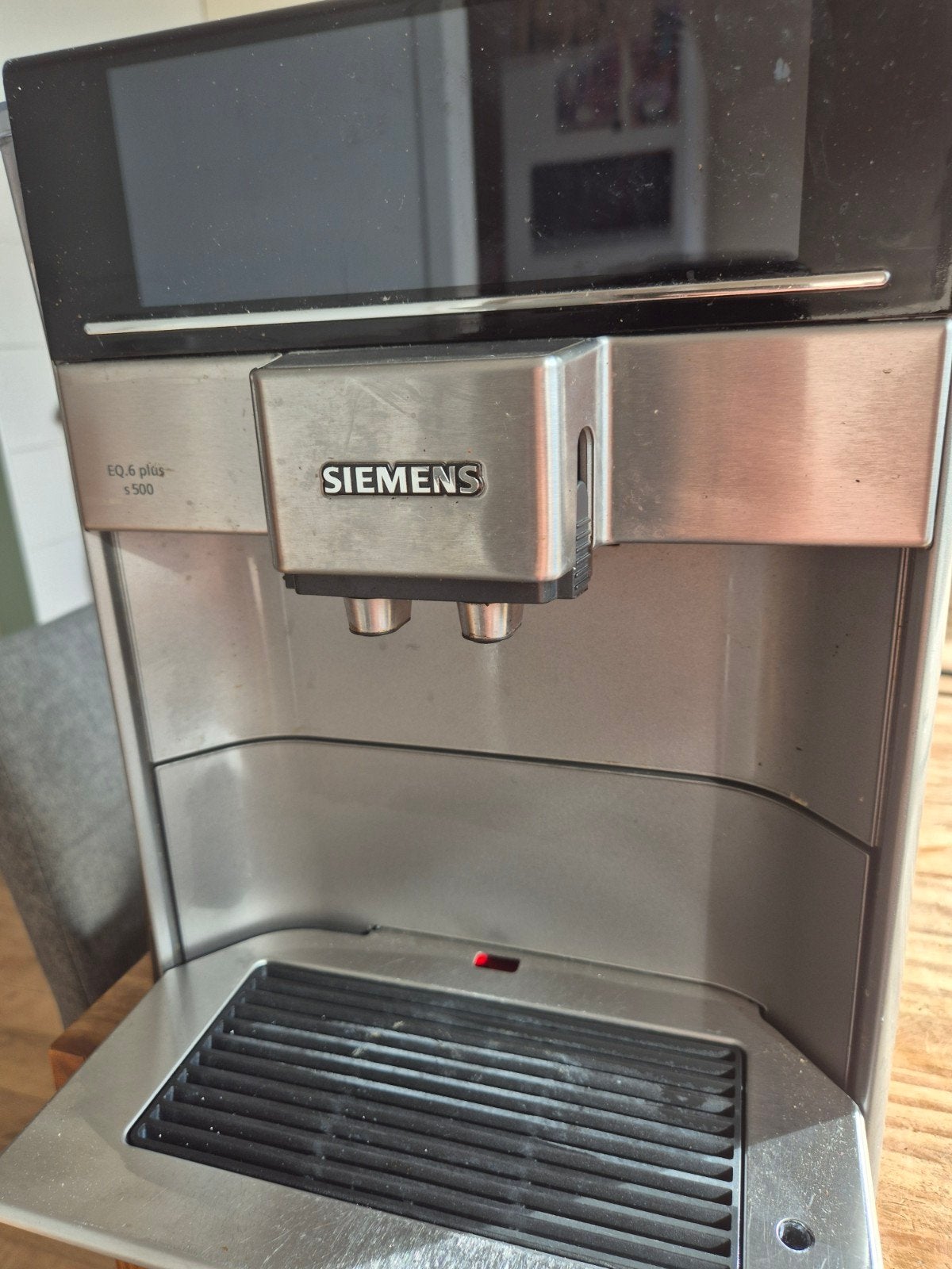 Siemens EQ6 plus s500, Ophalen, Afneembaar waterreservoir, Gebruikt, Koffiemachine