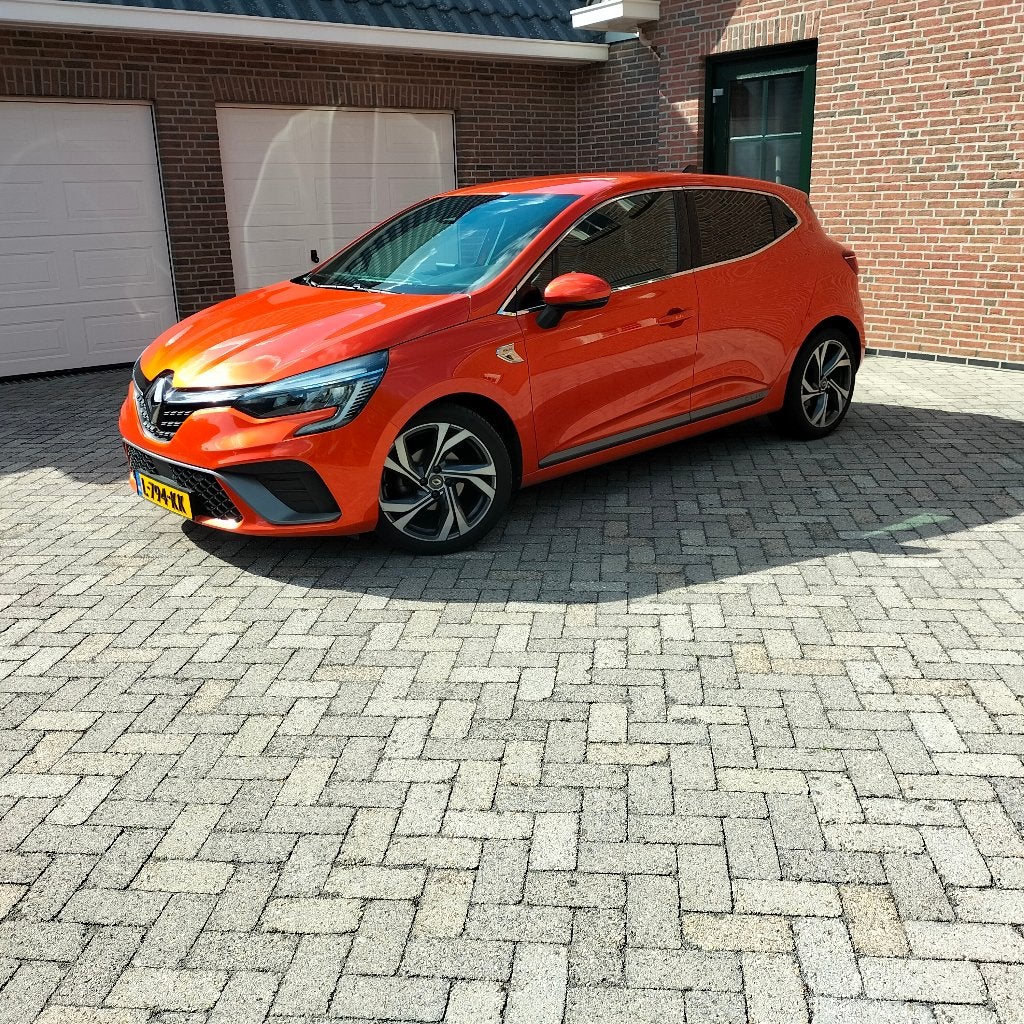 Renault Clio Initiale RS LINE 2021 € 14.495,- 60000 km, Auto's, Renault, Voorwielaandrijving, Overige kleuren, Leder en Stof, 49 €/maand