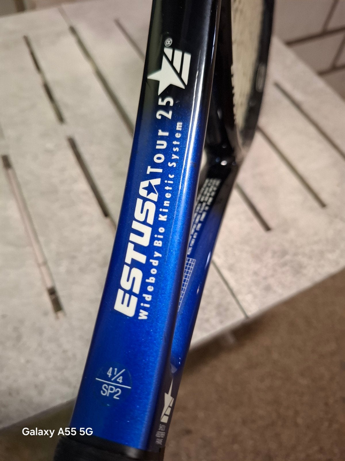 Estusa Tour 25 tennisracket, blauw/zwart, gripmaat 4 1/4, Sport en Fitness, Tennis, Overige merken, Gebruikt, L4, Ophalen of Verzenden