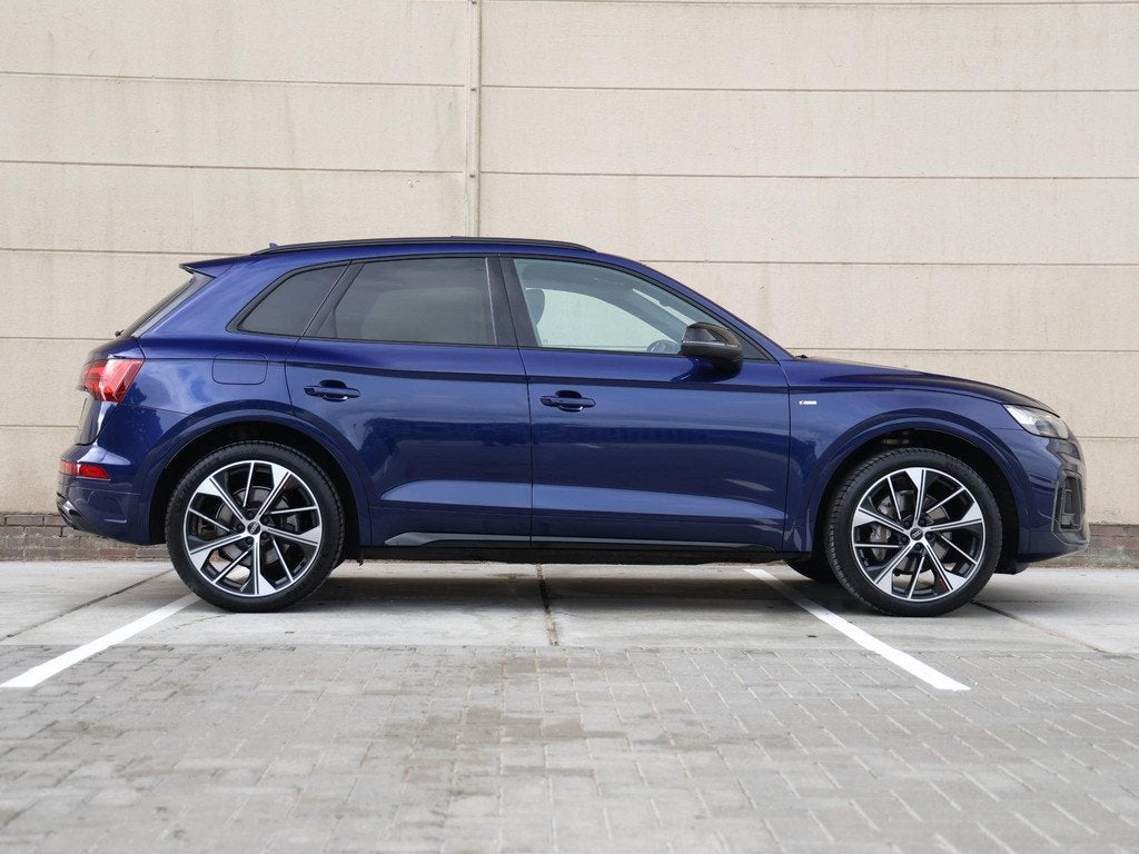 Audi Q5 40 TFSI S edition | Luchtvering | Trekhaak | Pano |, Auto's, Audi, Automaat, 1730 kg, 4 cilinders, Blauw