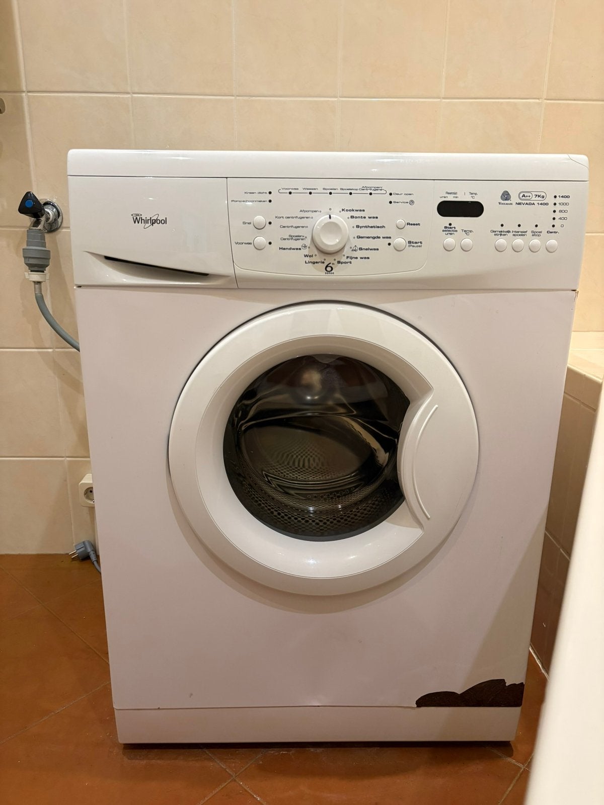 Whirlpool nevada 1400 wasmachine - versleten lagers (gratis), Ophalen, Niet werkend, 85 tot 90 cm, 1200 tot 1600 toeren