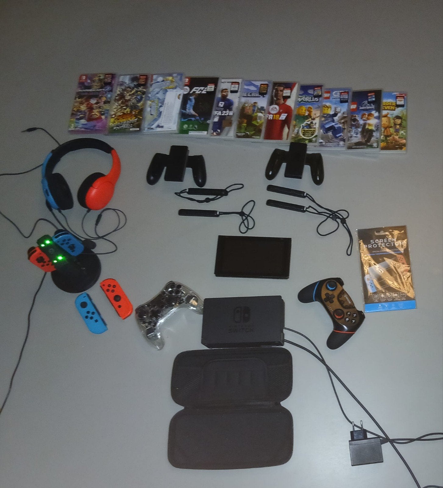 Nintendo Switch Compleet Pakket met 6 Controllers en Games, Spelcomputers en Games, Spelcomputers | Nintendo Switch, Ophalen, Switch Original