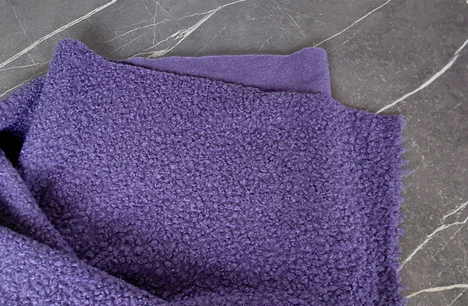 Bouclé/teddy stof paars, Ophalen of Verzenden, Nieuw, 30 tot 200 cm, 120 cm of meer