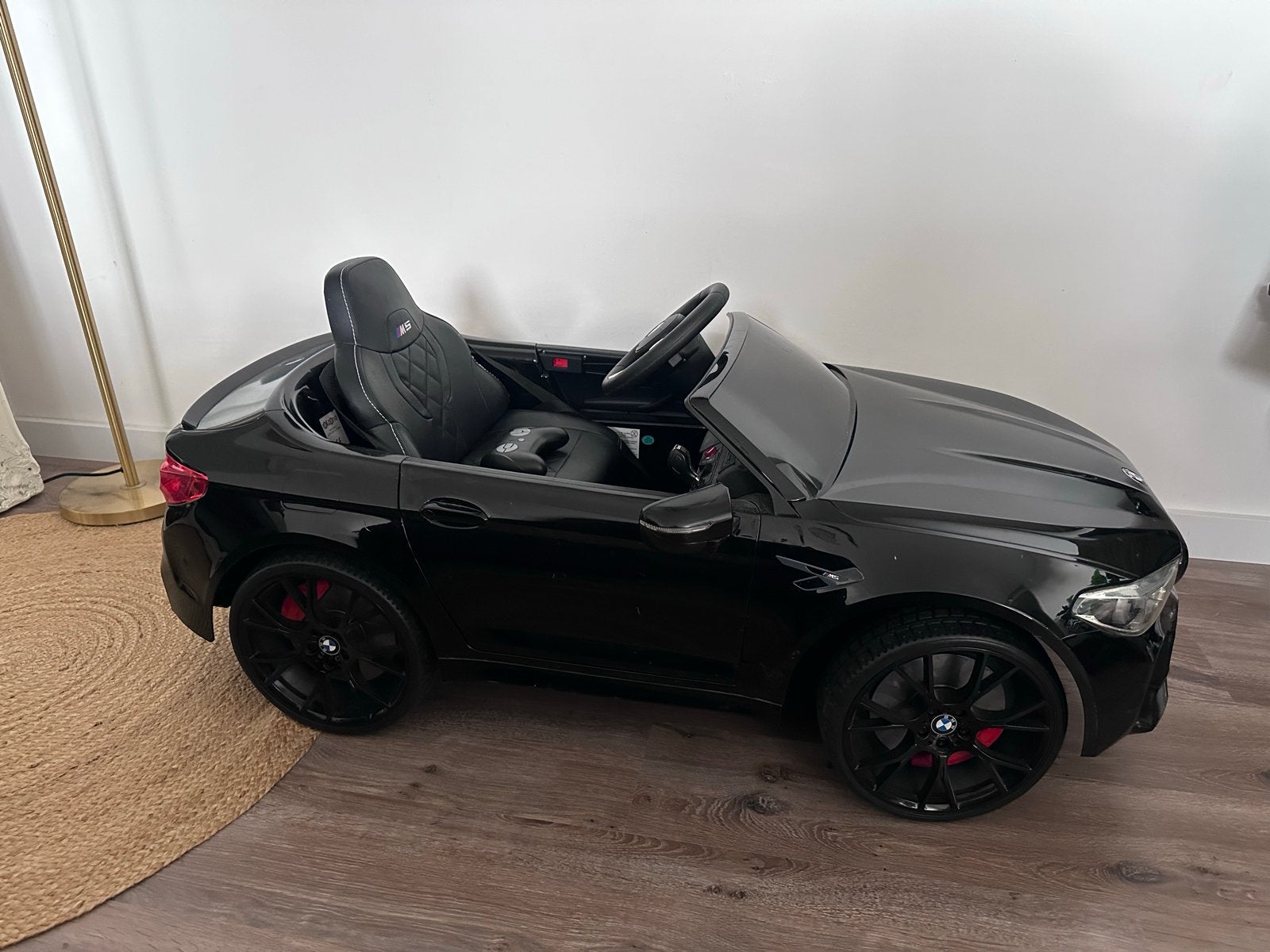 Kinderauto BMW M5 - Bestuurbaar met afstandsbediening, Ophalen, Zo goed als nieuw, Overige typen