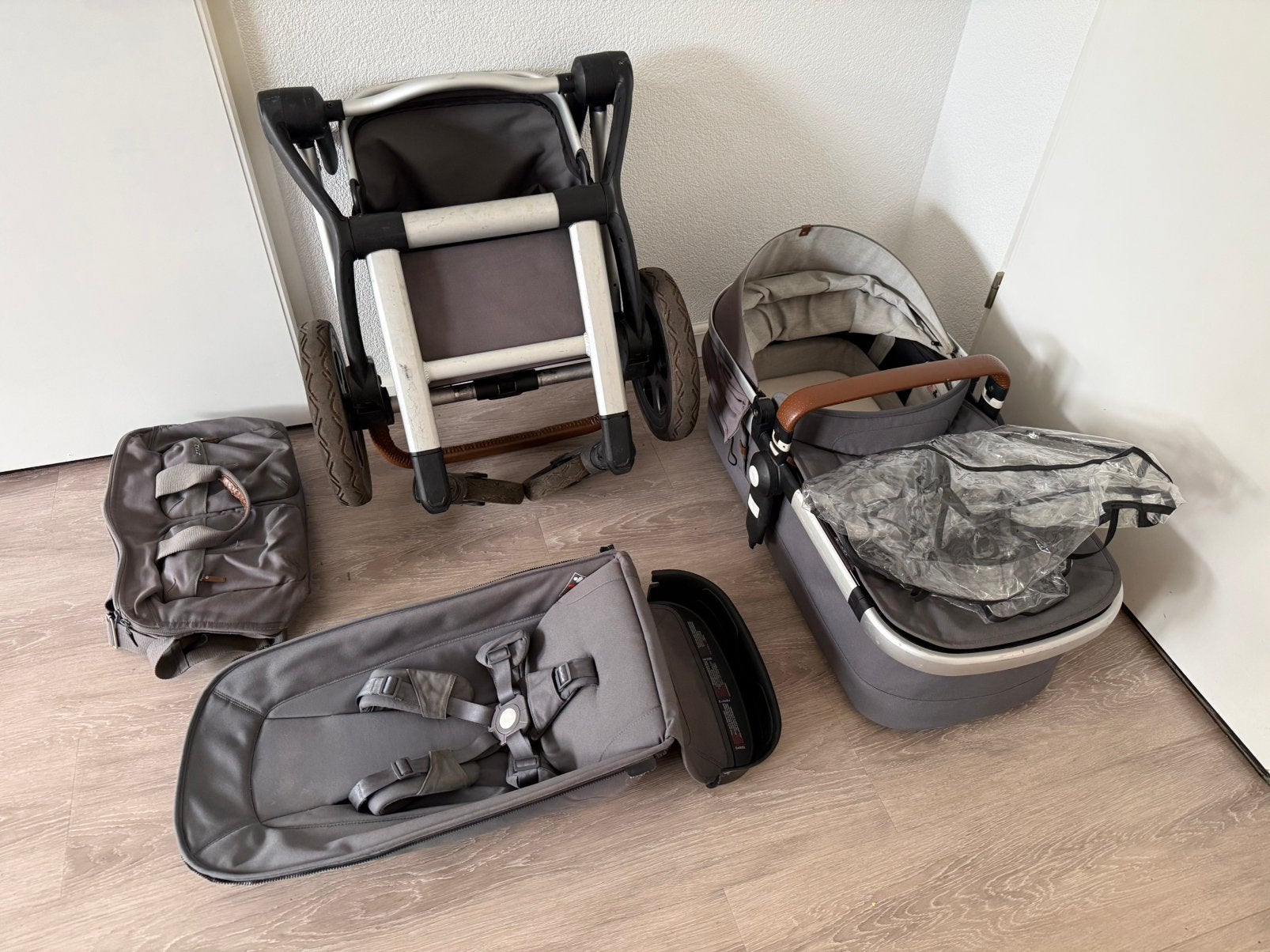 Joolz Day 2 Hippo Grey | reiswieg, buggy + regenhoes, Gebruikt, Luchtbanden, Combiwagen, Ophalen