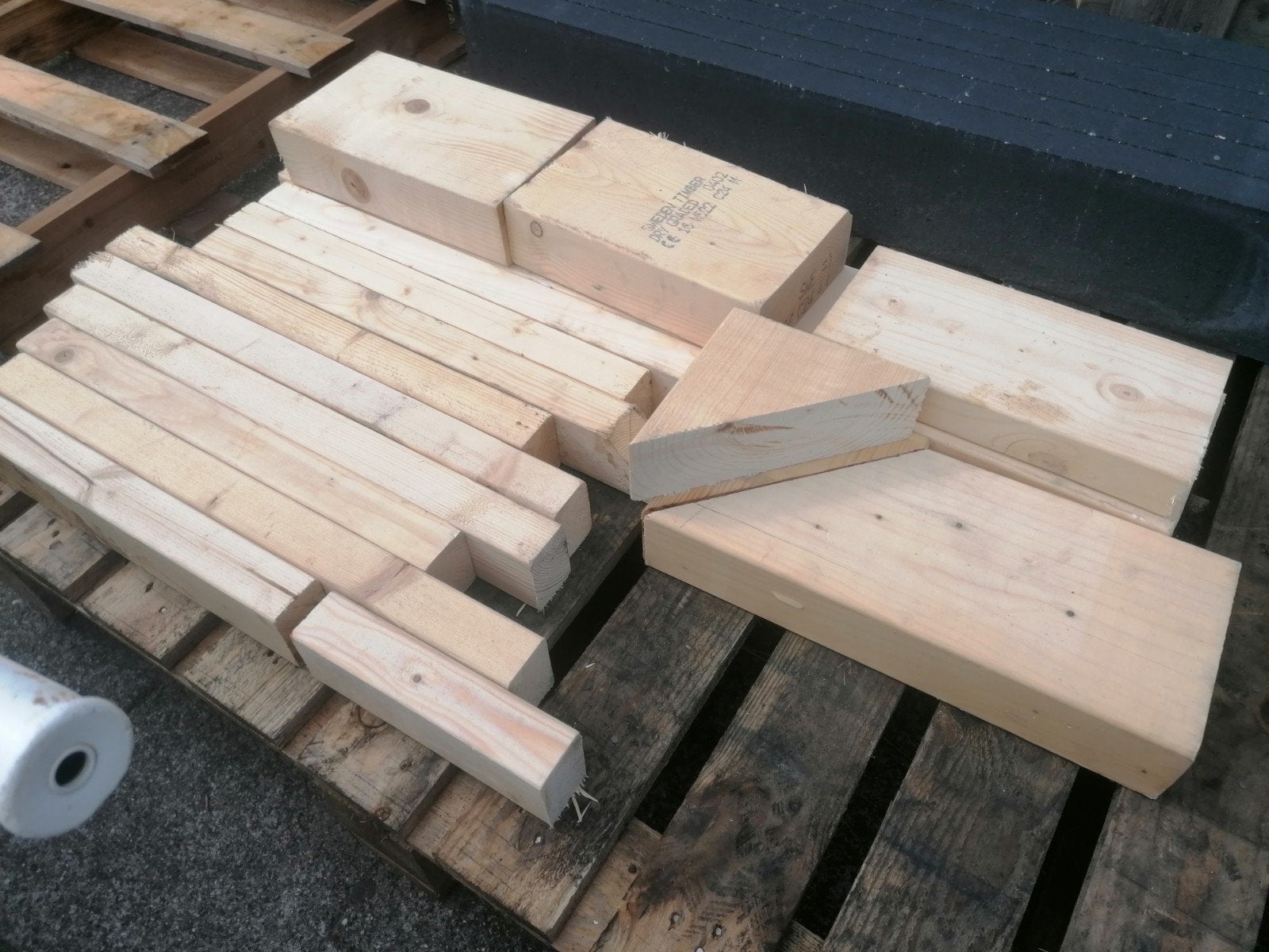 Nieuw Zweeds hout, 5cm dik, diverse afmetingen, Ophalen, Minder dan 25 mm, Nieuw, Plank