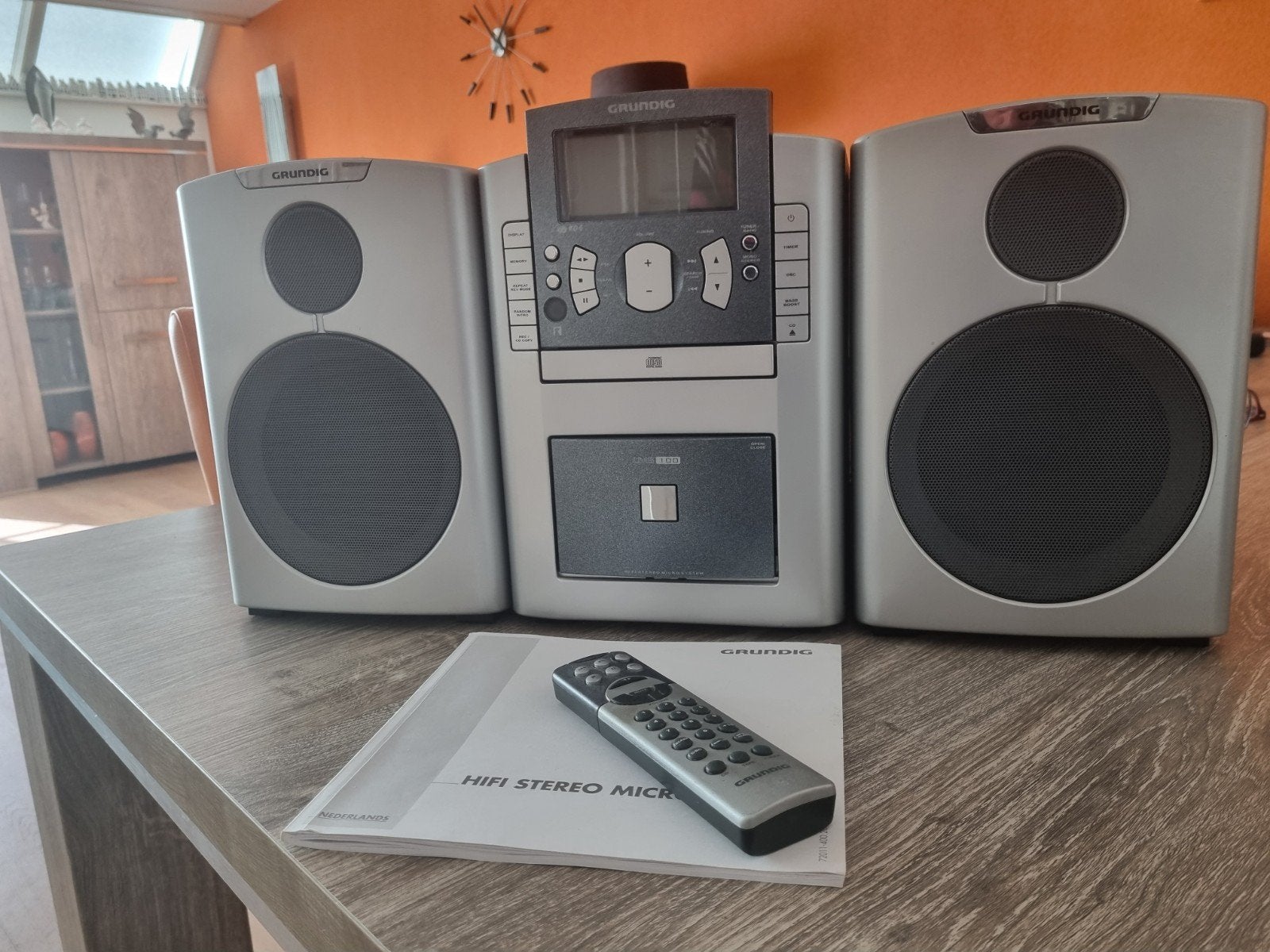 Grundig UMS 100 Stereo Torentje met CD, Cassette, Tuner, Overige merken, Cassettedeck, Ophalen of Verzenden, Zo goed als nieuw