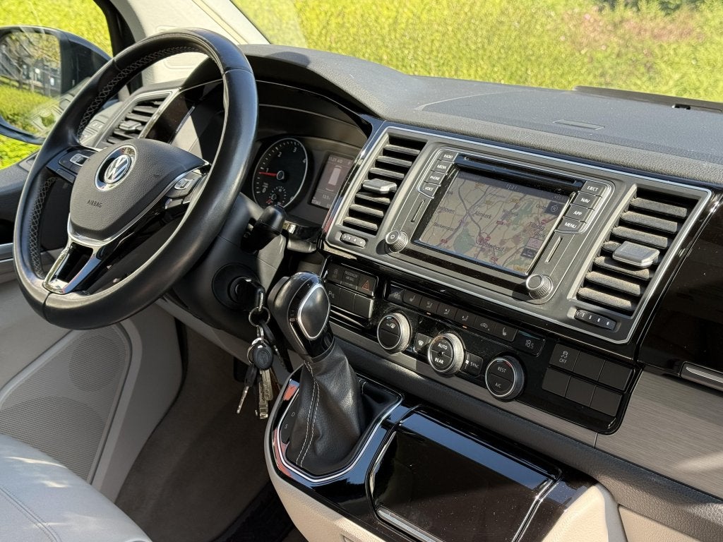 Volkswagen T6 California Ocean Edition 4X4 199PK 2018, Automaat, Airbags, Volkswagen, Bedrijf