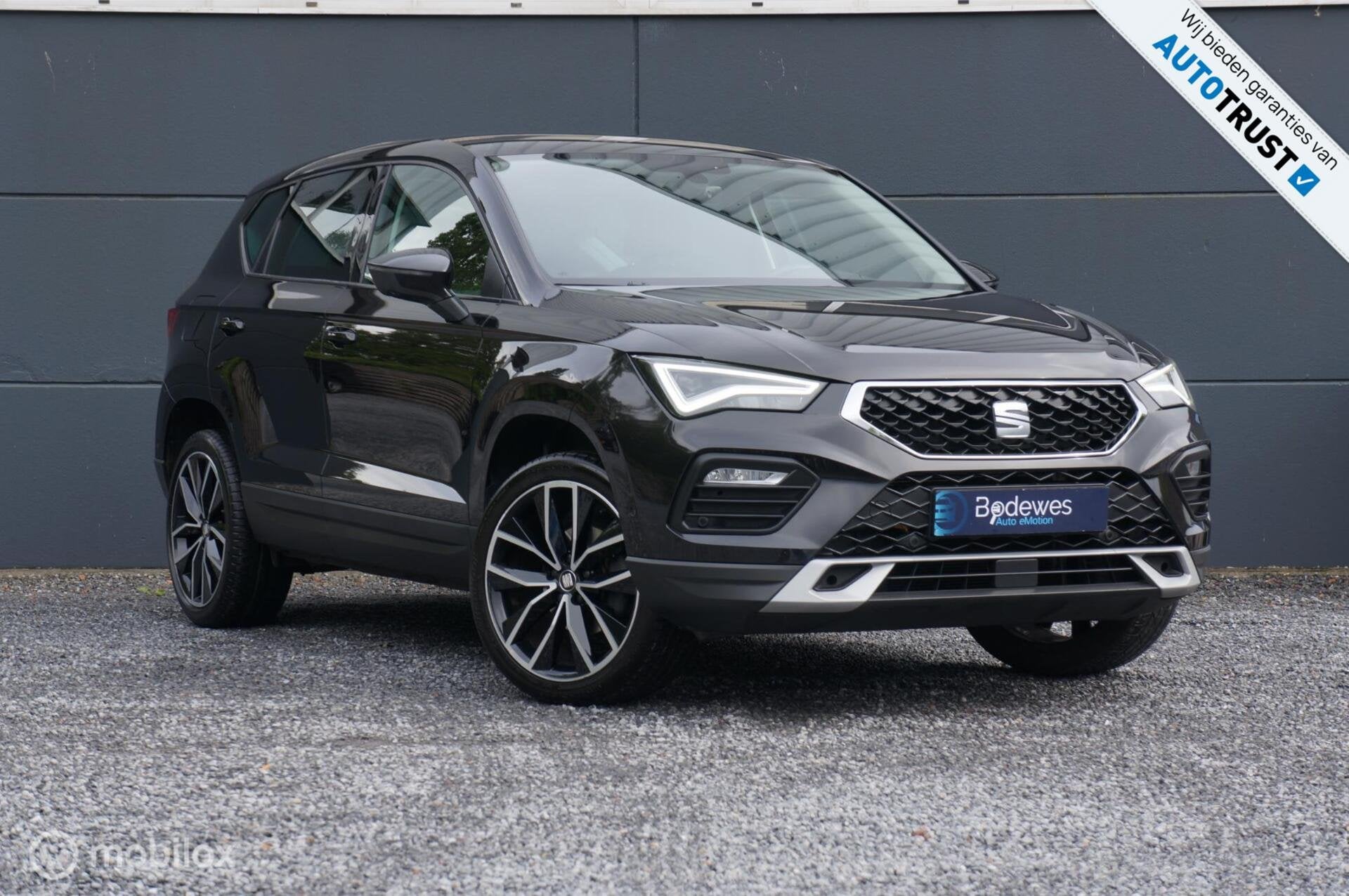 Seat Ateca 1.5 TSI Style DSG Business Intense Apple Android, 4 cilinders, Ateca, Zwart, Bedrijf