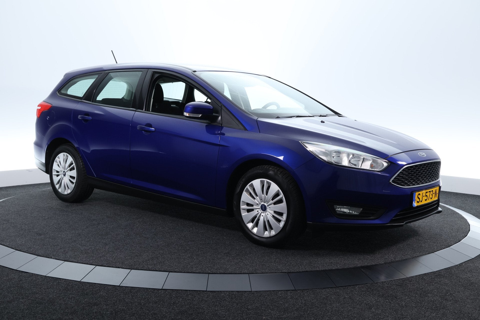 Ford Focus Wagon 1.0 Lease Edition |AIRCO|CRUISE|ELK.AKKET|N, 101 pk, Gebruikt, Euro 6, Blauw