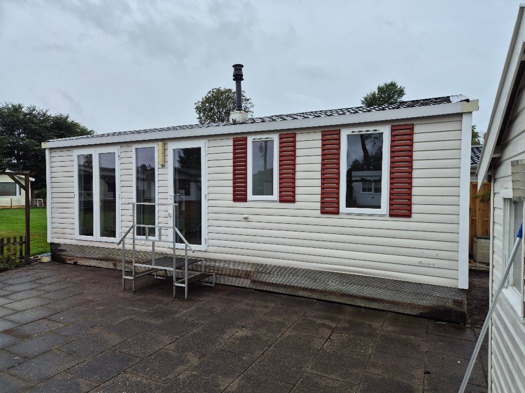 Zeer net wintervast Chalet op ruim kavel 3 slaapkamers, Tot en met 5
