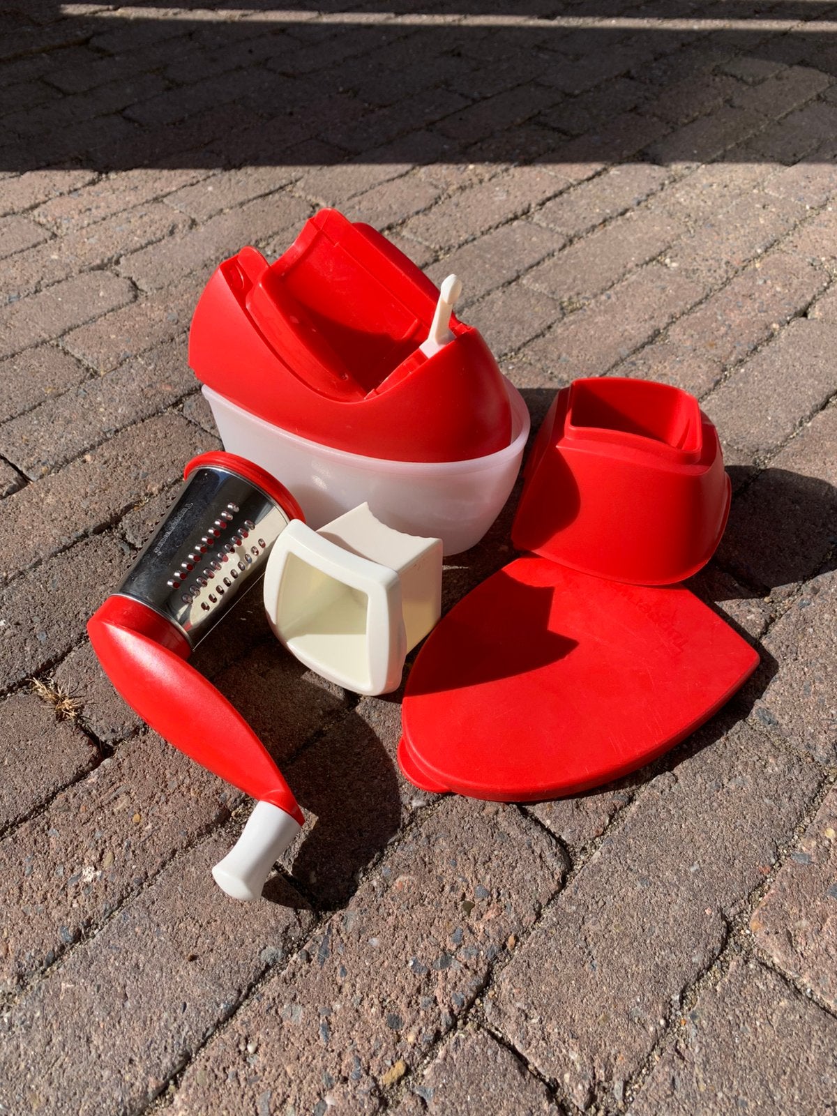 Tupperware kaasrasp, Ophalen of Verzenden, Zo goed als nieuw