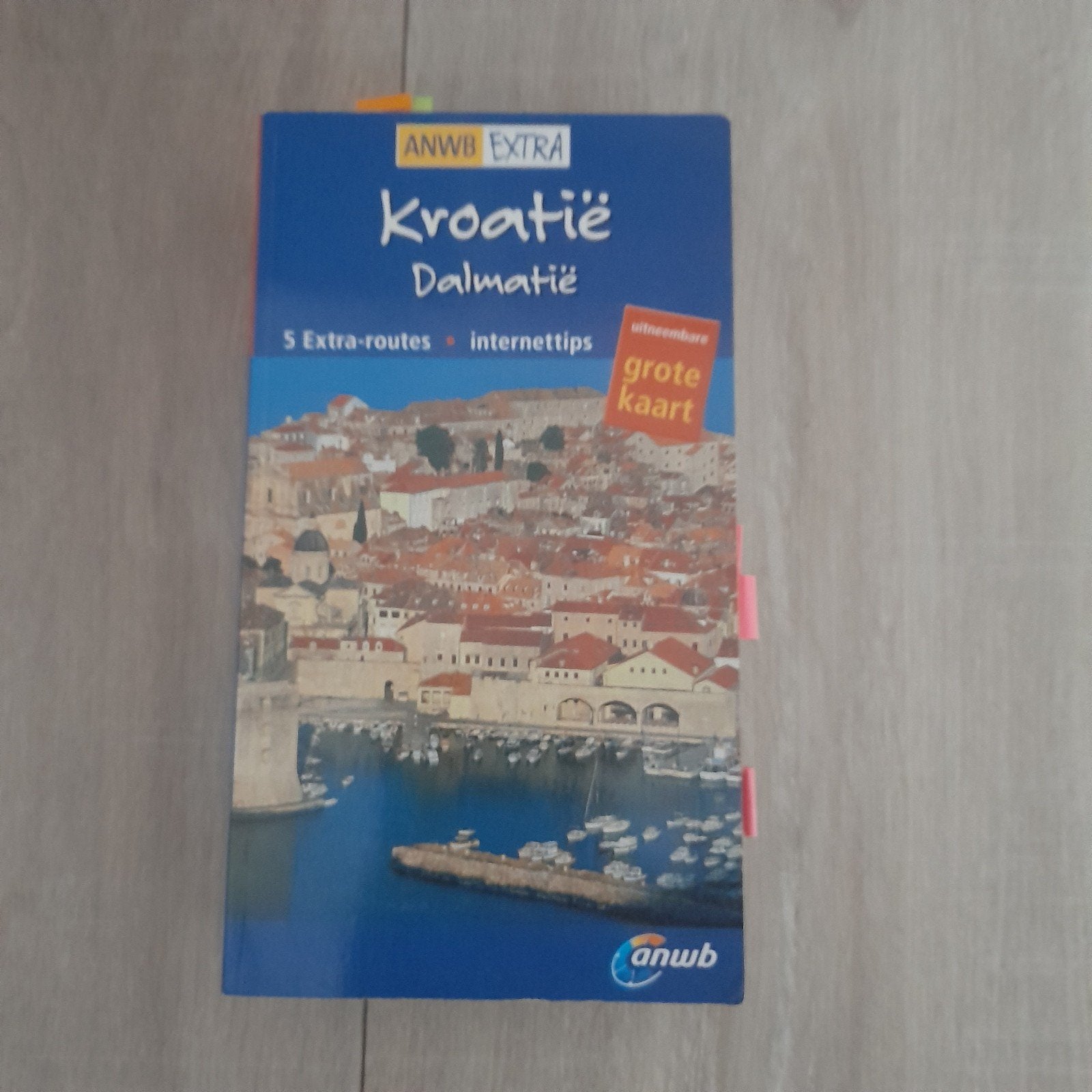 Kroatië, Dalmatië, reisgids ANWB, Ophalen of Verzenden, Europa, Reisgids of -boek, Overige merken