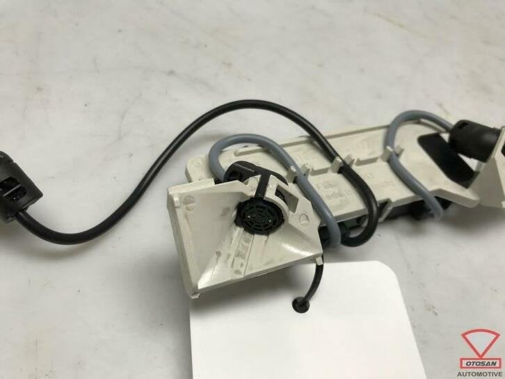 audi a4 8k ultrasoon sensor alarm 8k0951177, Auto-onderdelen, Gebruikt, AUDI AG, Auto-Union-Strasse 1
85045  Ingolstadt, DE, Kundenbetreuung@audi.de