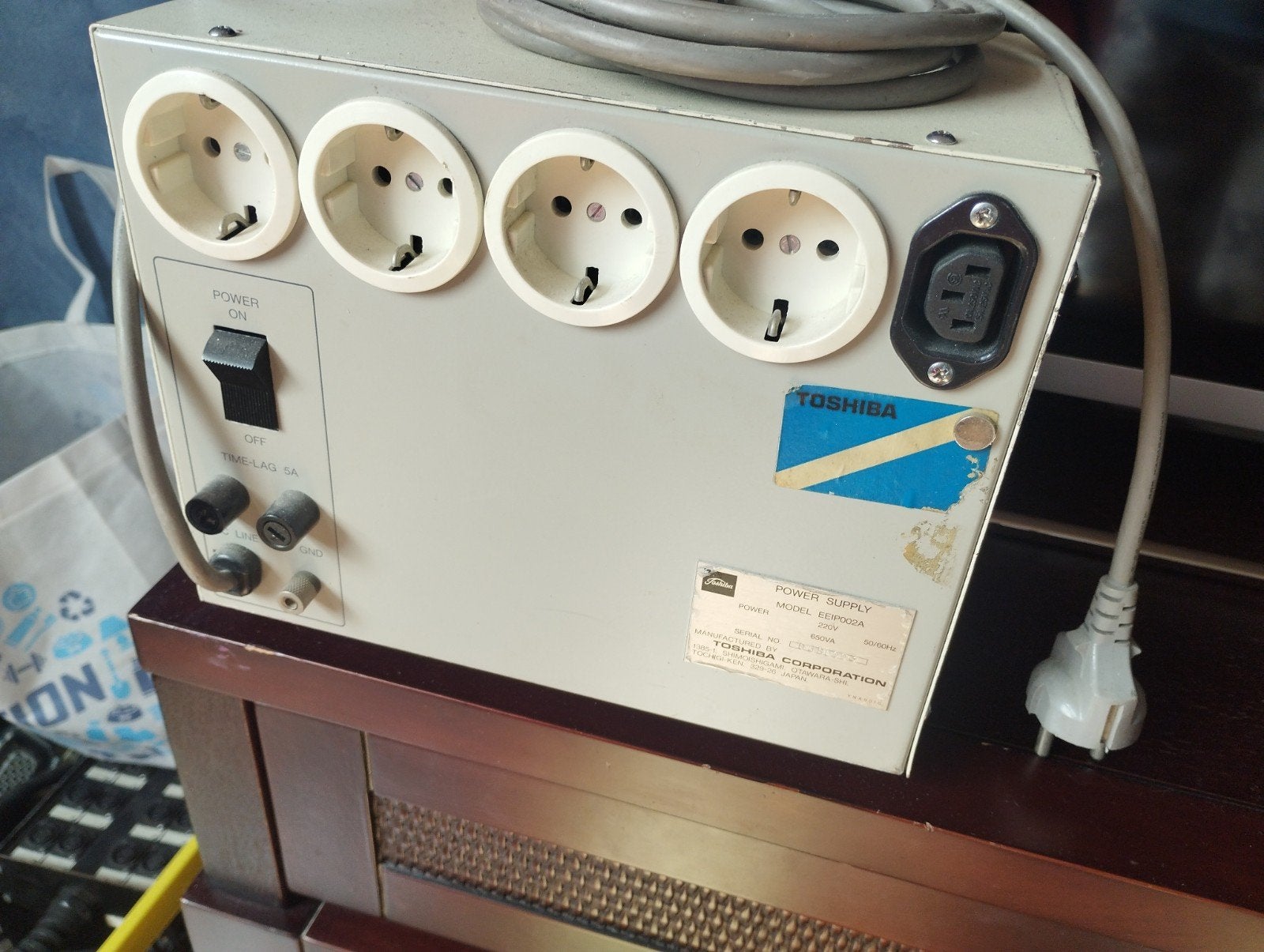 Toshiba Power Supply Model EEP002A - Vintage Voeding, Computers en Software, Ophalen, Gebruikt