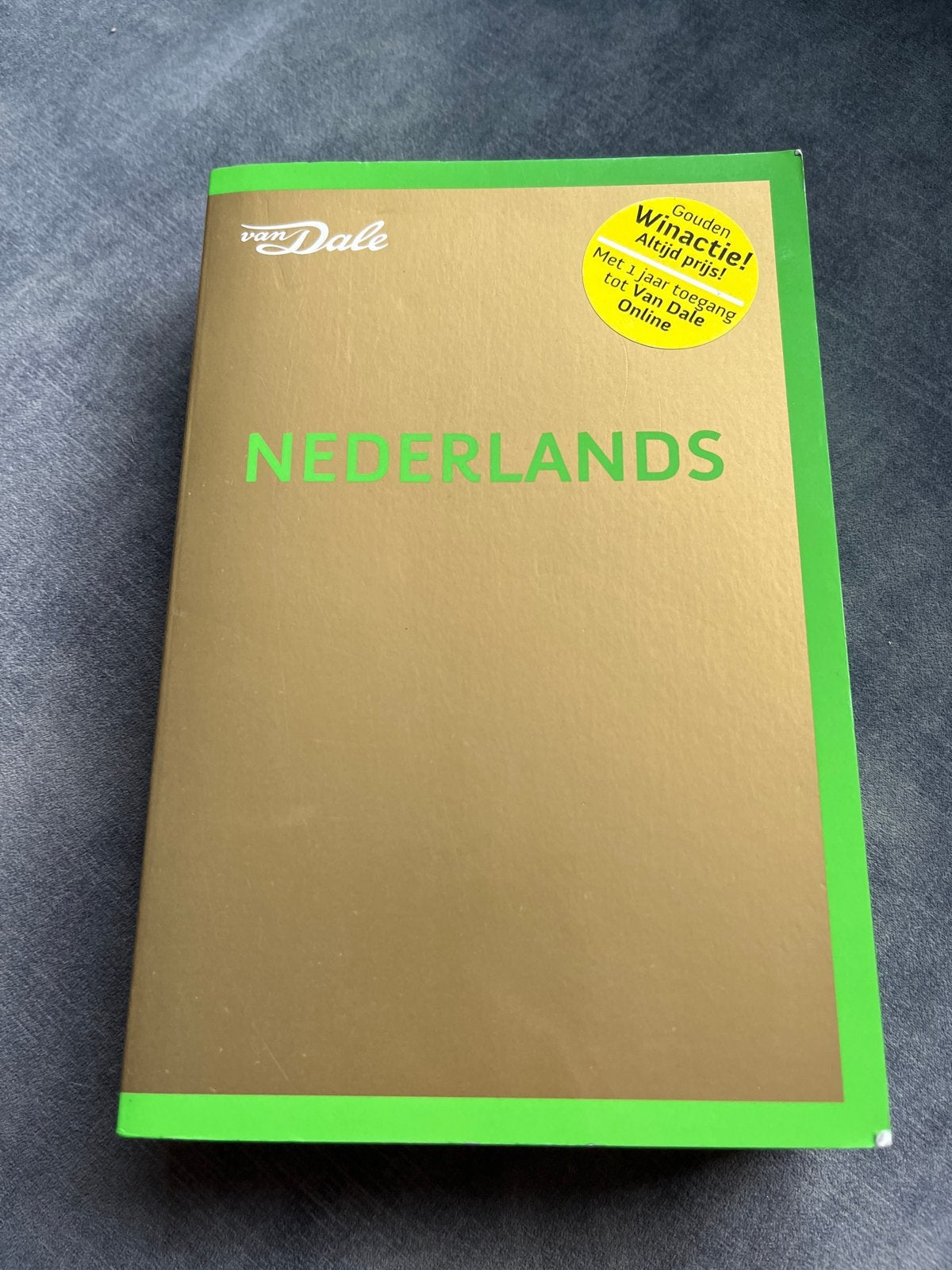 Van Dale Nederlands woordenboek, Boeken, Ophalen of Verzenden, Zo goed als nieuw, Van Dale, Nederlands