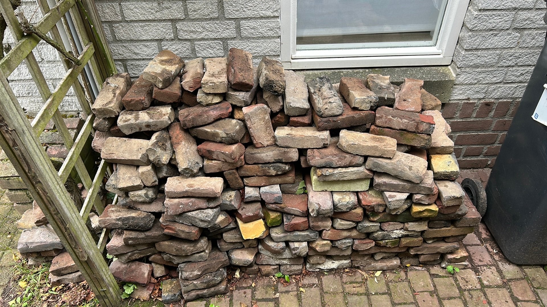 Bakstenen (Waaltjes), Tuin en Terras, Ophalen, Overige materialen, Gebruikt, Bruin
