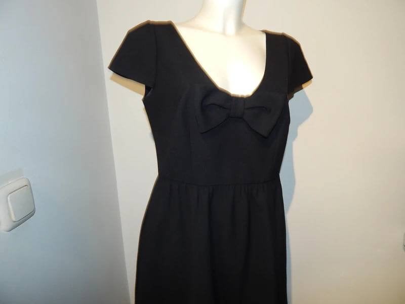 Red Valentino nette zwarte jurk strik voorkant IT 46, Kleding | Dames, Maat 38/40 (M), Verzenden, Red Valentino, Zwart