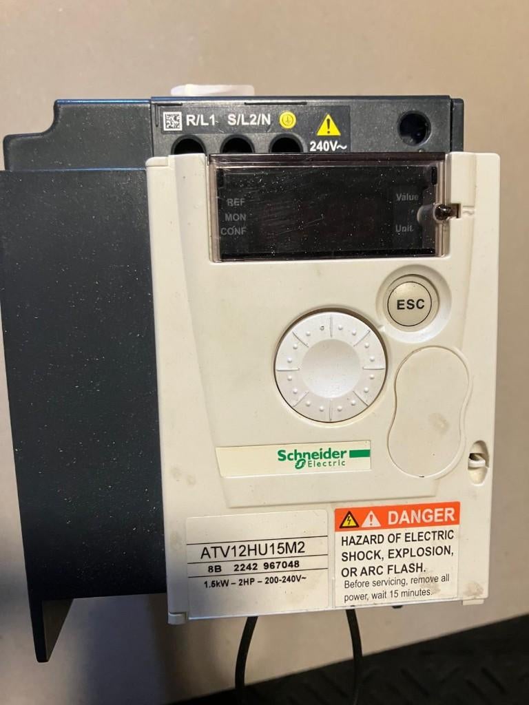 Schneider Electric Altivar ATV12 FO 1,5 kW / 2 HP, Ophalen of Verzenden, Gebruikt