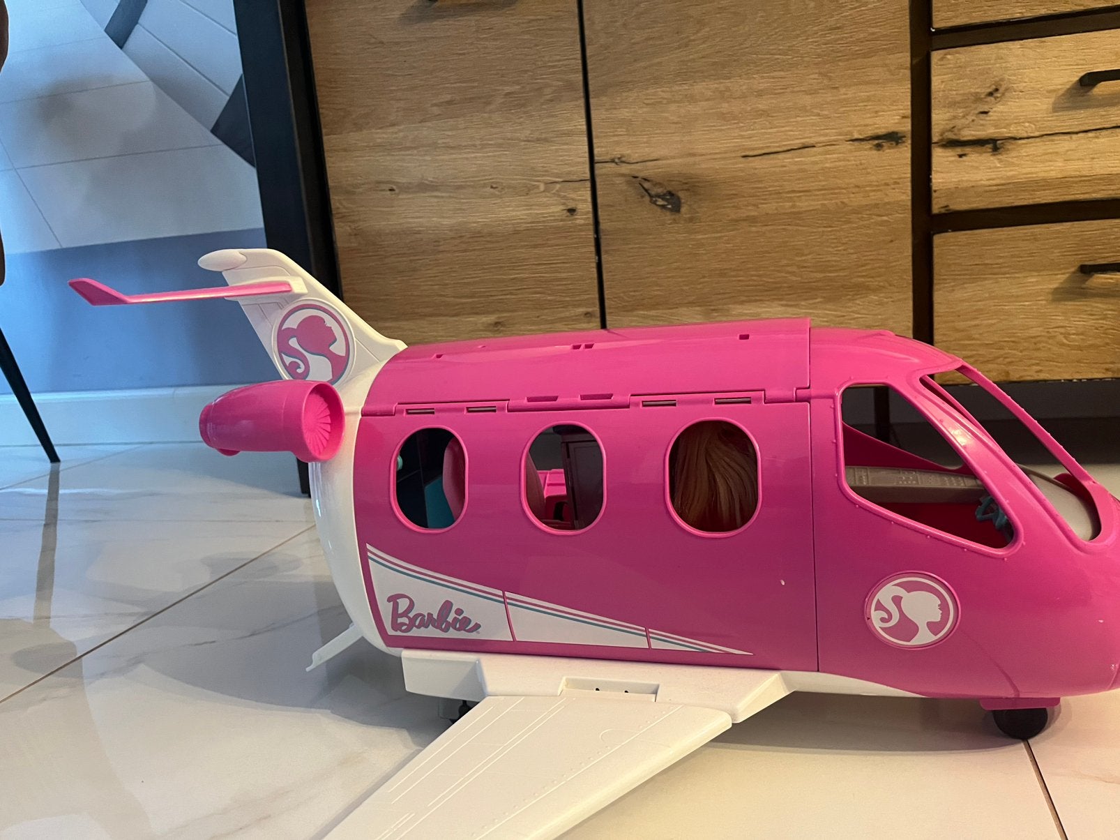 Vliegtuig barbie, Kinderen en Baby's, Ophalen of Verzenden, Zo goed als nieuw, Barbie