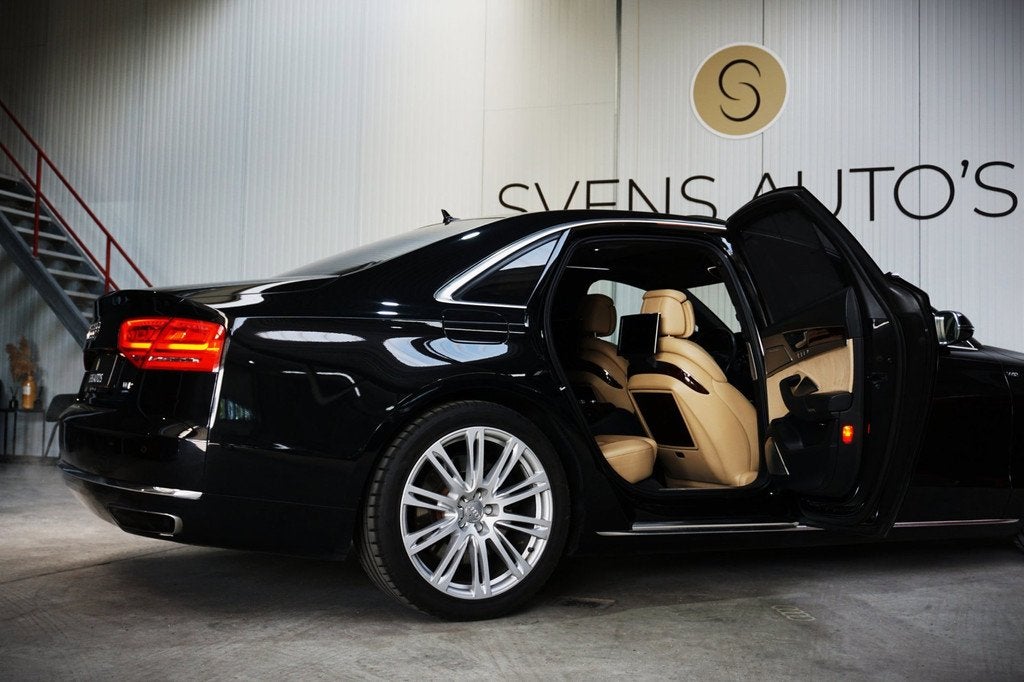 Audi A8 6.3 W12 Quattro Lang Uniek!|Televisie|Koelkast|Compl, Auto's, Audi, Automaat, 6299 cc, Gebruikt, Beige