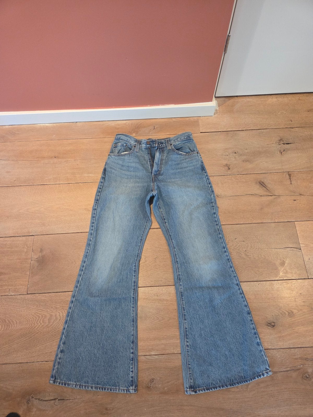 Nieuwe Levi's jeans W27 L32 - ongedragen, Blauw, Nieuw, Ophalen of Verzenden, W27 (confectie 34) of kleiner