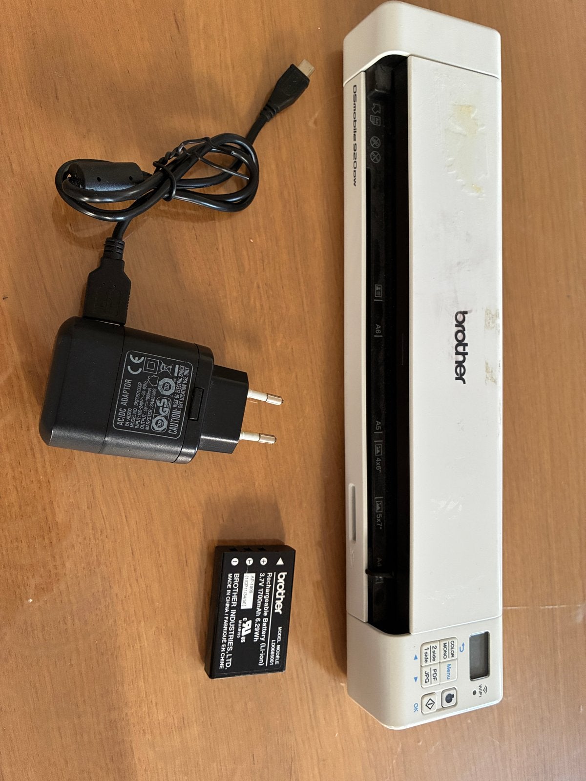 Brother DS-920W Mobiele Documentscanner, Gebruikt, MacOS, Mobiele scanner, Ingebouwde Wi-Fi