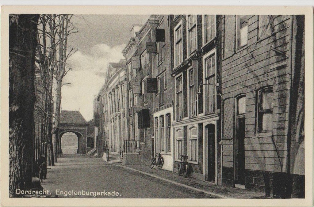 Dordrecht Engelerburgerkade  ca. 1940, Verzamelen, Ophalen, 1940 tot 1960, Ongelopen, Zuid-Holland