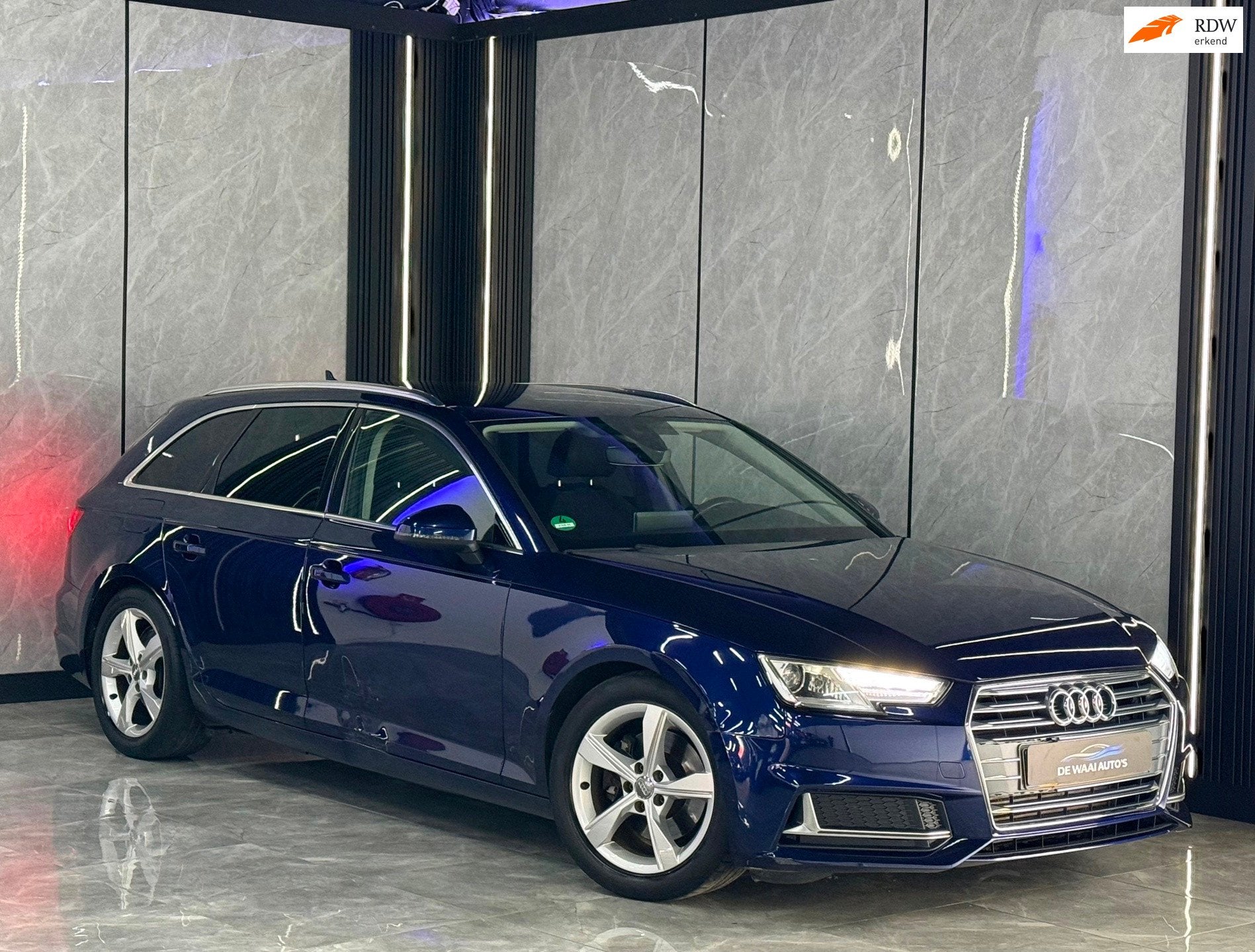 Audi A4 Avant 35 TFSI Design Pro Line |Stoelverw|Vol Onderh|, Auto's, Stof, Gebruikt, 4 cilinders, Blauw