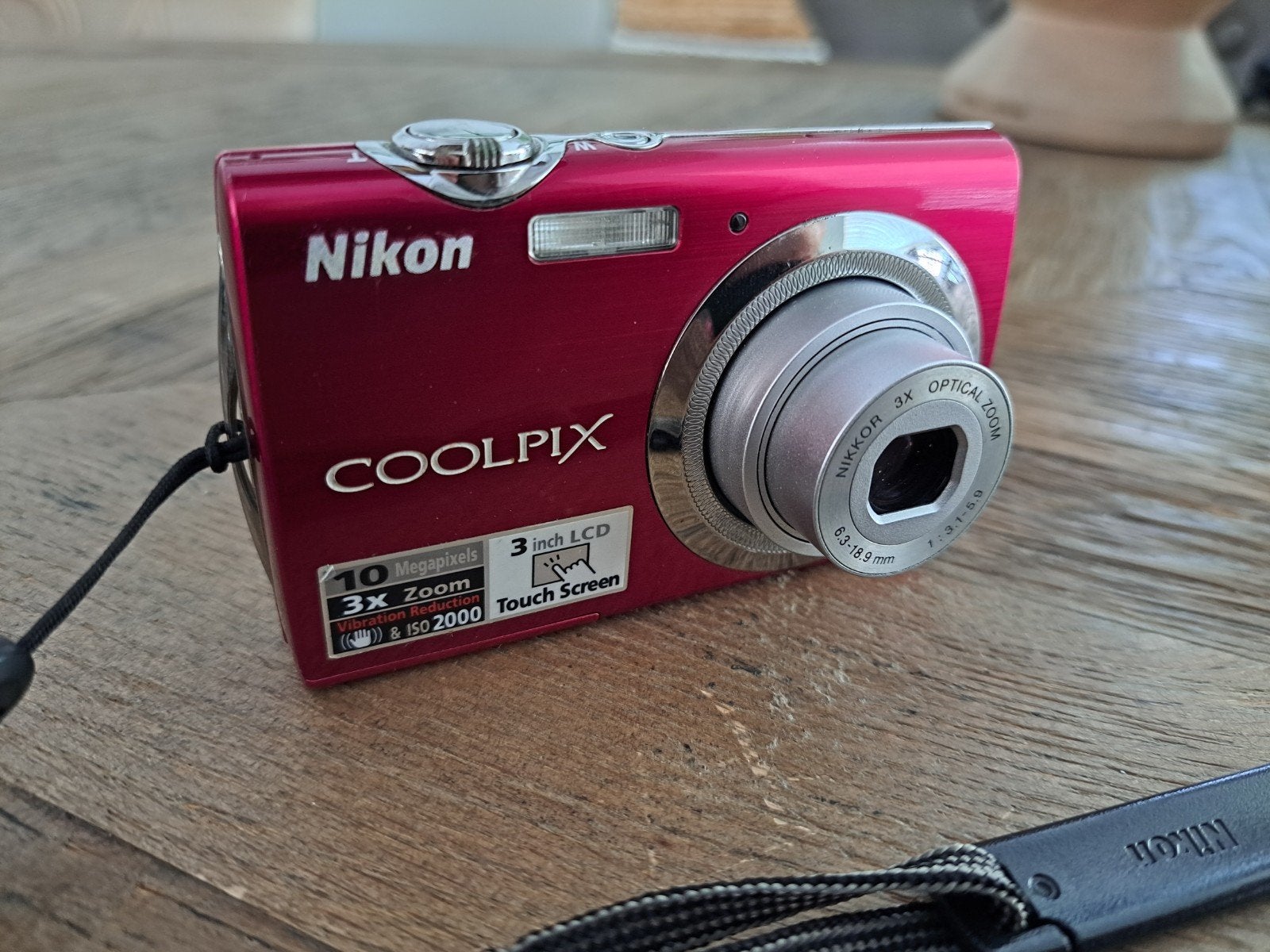 Nikon Coolpix S230 digitale camera set roze nwe accu touchsc, Gebruikt, 10 megapixels, Ophalen of Verzenden, Compactcamera