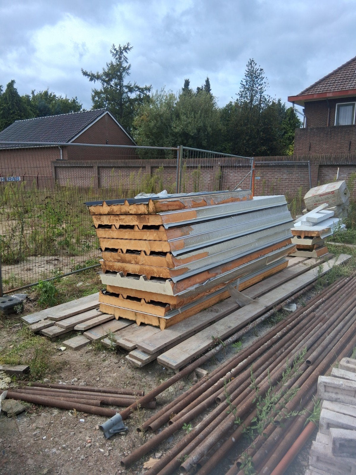 Geïsoleerde dakplaten antraciet 9 stuks 1,00x2,90m 120mm dik, Doe-het-zelf en Verbouw, Ophalen, Metaal, 15 m² of meer, Dakplaat of Dakpanplaat