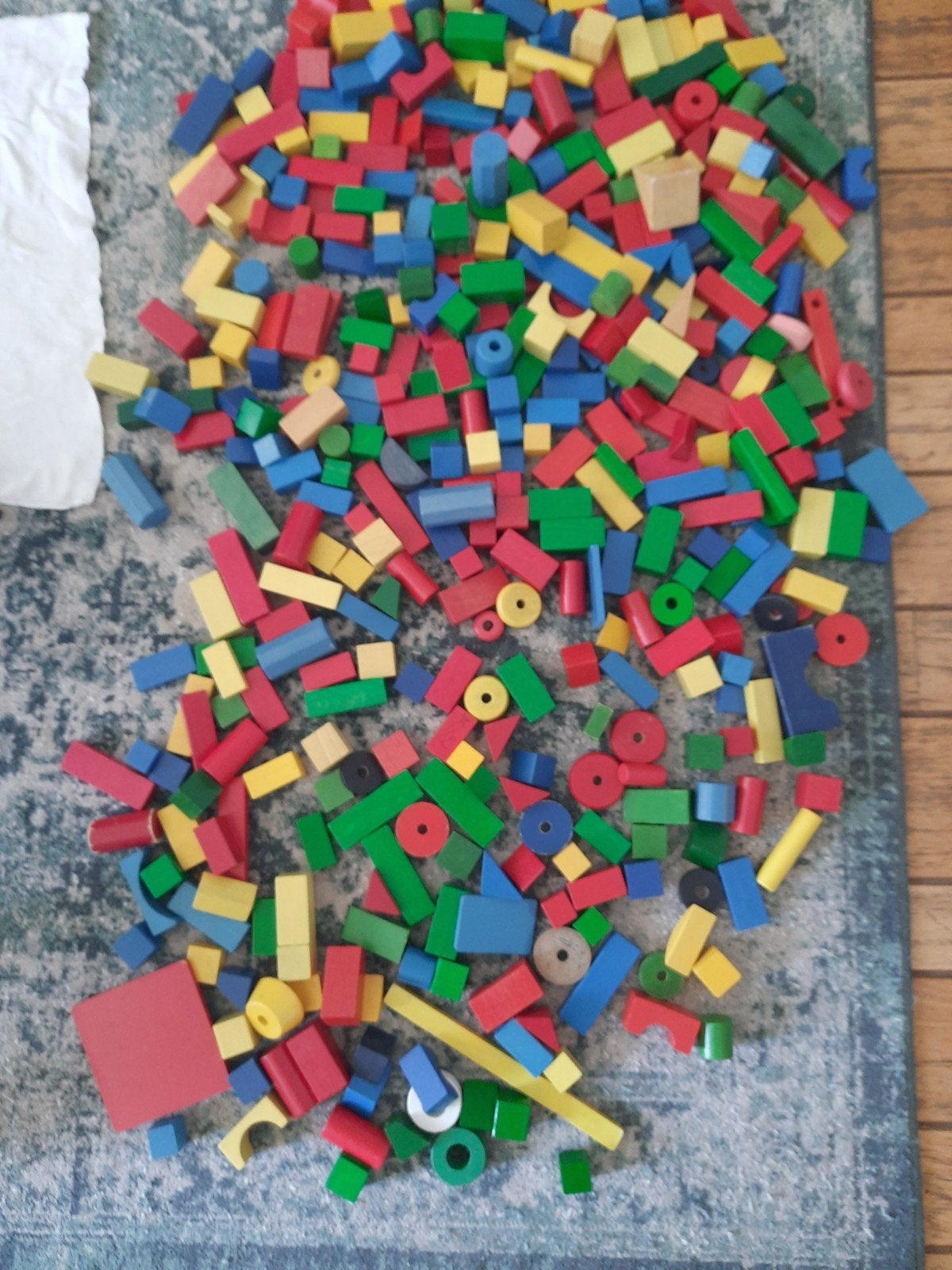 Gekleurde, houten blokken. Verschillende vormen. 460 stuks, Ophalen of Verzenden
