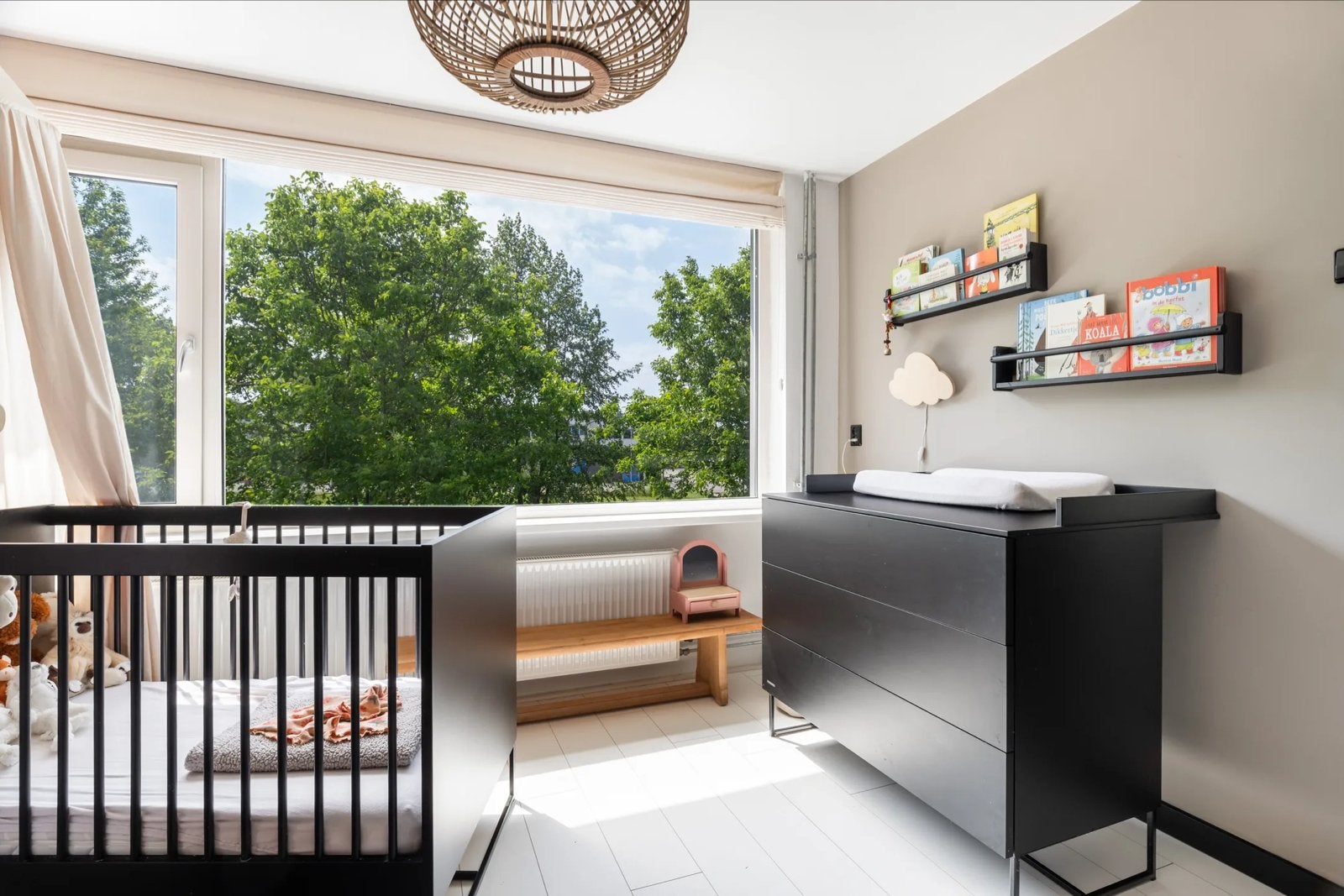 Kidsmill babykamer commode, ledikant & kledingkast €200, Ophalen, Gebruikt, Jongetje of Meisje