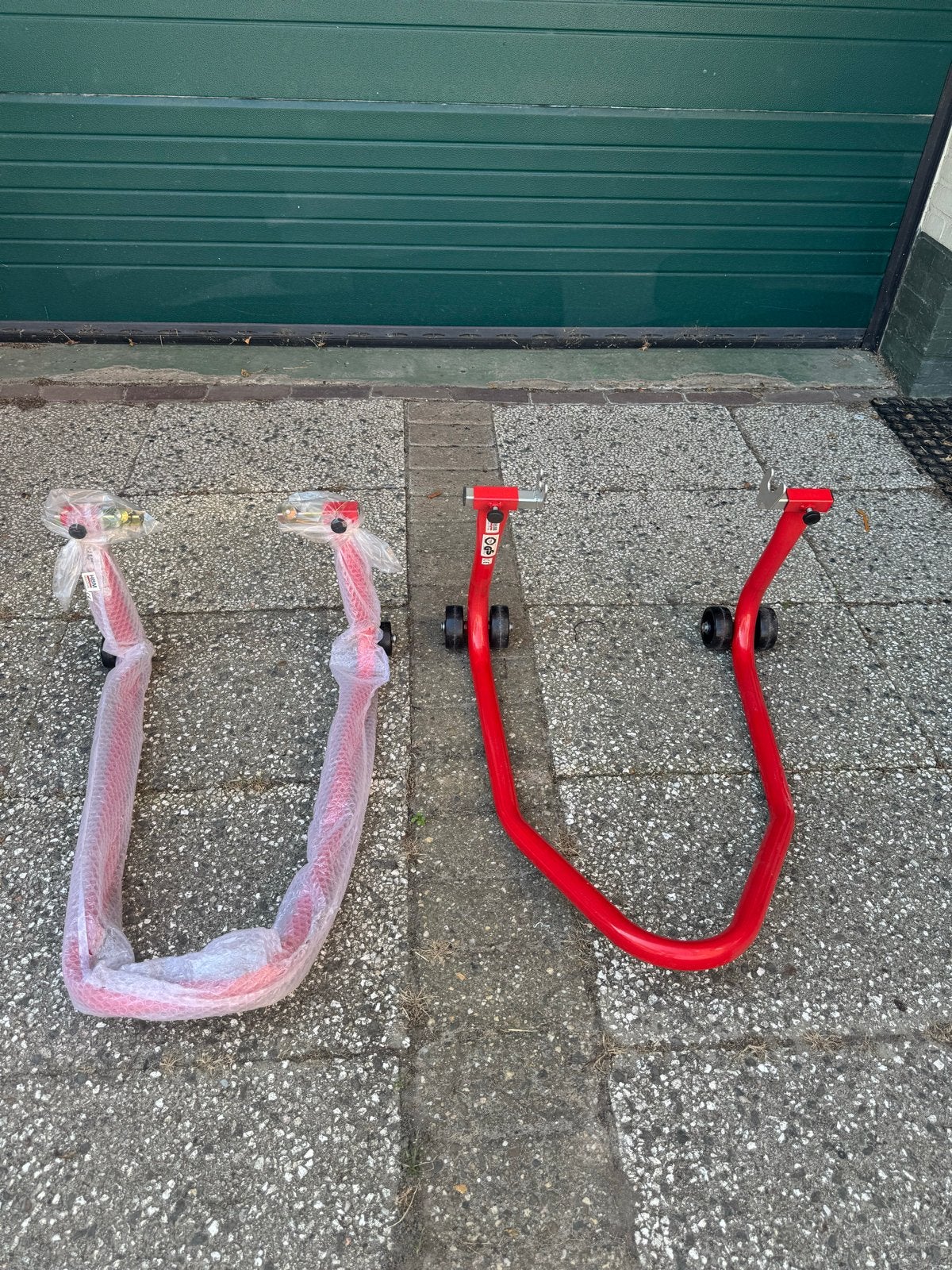 Paddockstand voorwiel en achterwiel, Ophalen, Zo goed als nieuw
